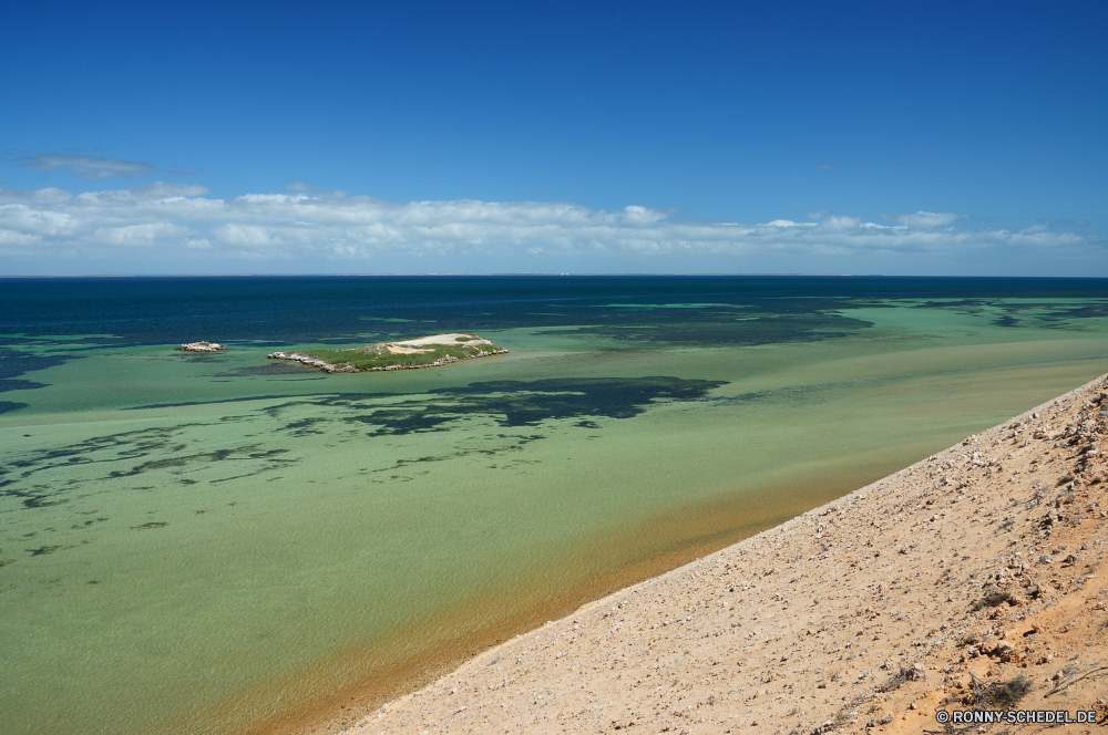 Shark Bay Strand Sand Ozean Meer Küste Wasser Urlaub am Meer Tropischer Himmel Reisen Sommer Sandbank Welle Insel Landschaft Paradies Tourismus seelandschaft Resort Urlaub sonnig landschaftlich Sonne Bar Küste Wolke Küstenlinie Ufer Wellen Entspannen Sie sich Bucht Türkis Horizont Barrier Surf Grat Entspannung Wolken klar Sonnenlicht im freien Szenerie Wendekreis Erholung Ziel ruhige romantische Sonnenschein natürliche Höhe sandigen exotische idyllische Palm heiß Lagune Freizeit warm Baum Fels Körper des Wassers Szene friedliche Tourist Küste Tag Reiseziele natürliche Ruhe platsch im freien niemand Frieden Traum gelassene Boden Stein geologische formation Übernachtung Landschaften Urlaub Umgebung entspannende Berg Pazifik Schwimmen ruhig Erde beach sand ocean sea coast water vacation seaside tropical sky travel summer sandbar wave island landscape paradise tourism seascape resort holiday sunny scenic sun bar coastline cloud shoreline shore waves relax bay turquoise horizon barrier surf ridge relaxation clouds clear sunlight outdoor scenery tropic recreation destination tranquil romantic sunshine natural elevation sandy exotic idyllic palm hot lagoon leisure warm tree rock body of water scene peaceful tourist coastal day destinations natural calm splash outdoors nobody peace dream serene soil stone geological formation getaway scenics vacations environment relaxing mountain pacific swim quiet earth