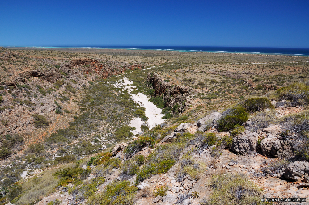 Cape Range National Park Steppe Reiner Land Landschaft Berg Himmel Reisen Berge Fels landschaftlich Stein Tourismus Felsen Wasser Insel Tal Sommer Hügel Urlaub Meer Spitze Baum Wolken Ozean Gras Park natürliche im freien Küste im freien Sand Szenerie Hochland Umgebung felsigen Klippe Wolke nationalen Wüste Strand Fluss Panorama Wald Steigung Hügel Ziel Bereich ruhige Horizont Bäume Linie Steinmauer Wildnis hoch Küste Tag friedliche Ruhe Pflanze Sonne Landschaften Ufer sonnig trocken Schnee Schlucht Sonnenlicht vulkanische Wandern Süden Wellen Zaun Ökologie Landschaft Urlaub Frühling Geologie Barrier Welle ruhig seelandschaft Abenteuer Steine Bucht gelassene Feld Aufstieg Entwicklung des ländlichen niemand steppe plain land landscape mountain sky travel mountains rock scenic stone tourism rocks water island valley summer hill vacation sea peak tree clouds ocean grass park natural outdoor coast outdoors sand scenery highland environment rocky cliff cloud national desert beach river panorama forest slope hills destination range tranquil horizon trees line stone wall wilderness high coastline day peaceful calm plant sun scenics shore sunny dry snow canyon sunlight volcanic hiking south waves fence ecology countryside holiday spring geology barrier wave quiet seascape adventure stones bay serene field ascent rural nobody