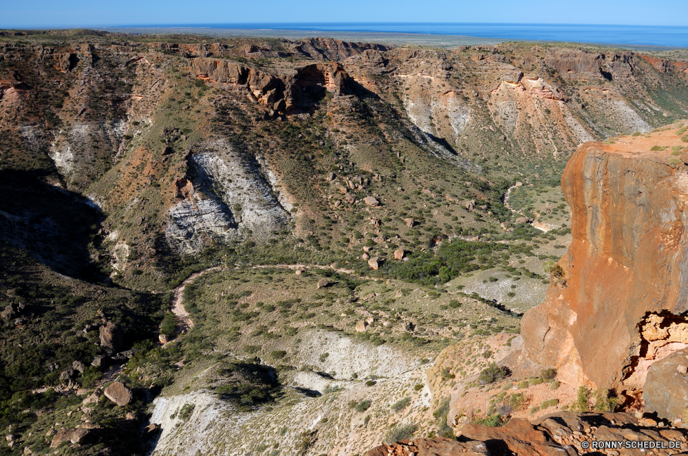 Cape Range National Park Schlucht Tal Schlucht natürliche depression Klippe Berg Berge Fels Landschaft Wüste Krater geologische formation Park Reisen Tourismus Himmel Felge nationalen landschaftlich Stein Felsen Fluss Geologie Grand Urlaub Wandern Wolken Sand im freien Abenteuer Aushöhlung Wahrzeichen im freien geologische Südwesten Westen Baum Tourist Wunder Mesa Süden Orange Welt Wasser Wildnis Szenerie Land Sandstein Bereich natürliche Szene Hügel Ziel trocken Bildung Aussicht Horizont Sommer Bäume Wolke Meer Panorama Reise Hochland Küste Grand canyon bunte Steigung übergeben felsigen Spitze Landschaften tief Steine Sonne Schnee canyon valley ravine natural depression cliff mountain mountains rock landscape desert crater geological formation park travel tourism sky rim national scenic stone rocks river geology grand vacation hiking clouds sand outdoors adventure erosion landmark outdoor geological southwest west tree tourist wonder mesa south orange world water wilderness scenery land sandstone range natural scene hill destination dry formation vista horizon summer trees cloud sea panorama trip highland coast grand canyon colorful slope pass rocky peak scenics deep stones sun snow