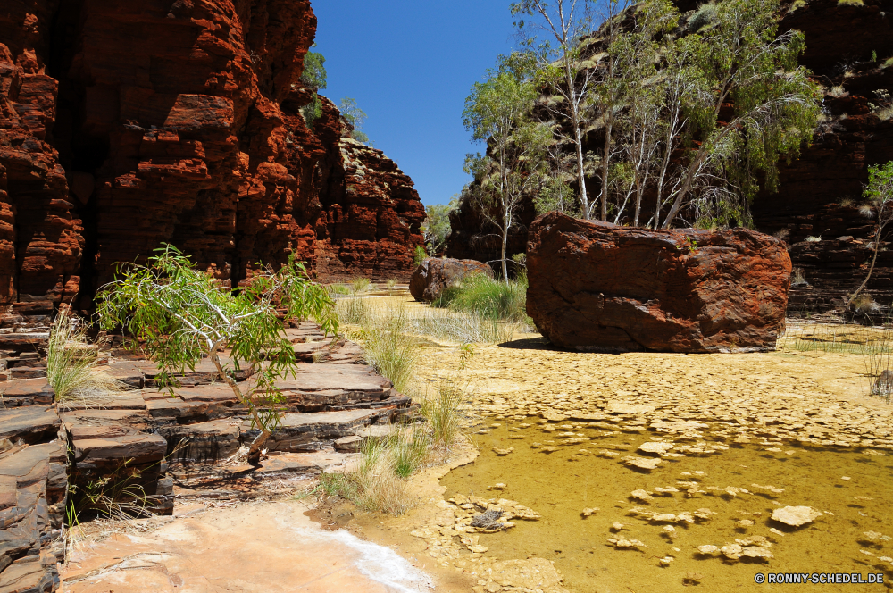 Karijini National Park Landschaft Baum Fels Reisen Wasser Berg Sand Himmel Stein Tourismus Fluss Felsen landschaftlich Schlucht Wüste im freien Tal Strand Park Küste Urlaub Ozean Insel Sommer nationalen Bäume Wildnis Wald natürliche Berge Meer Klippe Küste im freien Schiff Steine Umgebung woody plant Antike Geologie Szenerie Tourist Wolke Pflanze Urlaub alt Schiff Wrack Wasserfall vascular plant Tag Wolken Backstein Sandstein Sonne am Meer Wild Abenteuer Süden Hügel Mauer Wahrzeichen geologische Südwesten Aushöhlung Schiffswrack Stream Kiefer Tropischer Bucht Ufer Land Horizont Geschichte Land Architektur Szene Ruine Welle sonnig außerhalb heiß Urlaub Frühling See Wetter Handwerk Blatt landscape tree rock travel water mountain sand sky stone tourism river rocks scenic canyon desert outdoors valley beach park coast vacation ocean island summer national trees wilderness forest natural mountains sea cliff coastline outdoor ship stones environment woody plant ancient geology scenery tourist cloud plant holiday old vessel wreck waterfall vascular plant day clouds brick sandstone sun seaside wild adventure south hill wall landmark geological southwest erosion shipwreck stream pine tropical bay shore land horizon history country architecture scene ruins wave sunny outside hot vacations spring lake weather craft leaf