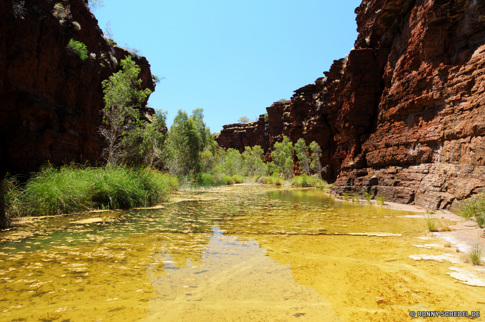 Karijini National Park Landschaft Fluss Wasser Wald Schlucht Baum Berg Tal Schlucht Kanal Fels Bäume Stream See Körper des Wassers Berge Himmel Park Stein Reisen im freien landschaftlich Sommer Klippe Gras im freien Land Tourismus Umgebung Szenerie Felsen Wolken Frühling natürliche depression Wildnis Hügel Szene Teich natürliche Entwicklung des ländlichen Land ruhige Herbst klar Reflexion geologische formation Strand Landschaft Tag woody plant Wild Wolke Belaubung Insel friedliche Ruhe Pflanze fallen Küste Urlaub Kiefer Brücke Sonne idyllische fließende Feld Sonnenlicht Sand Wasserfall Ozean England Blatt Entspannung Holz frische Luft nationalen Creek Meer üppige Wandern Landschaften vascular plant Hölzer Entspannen Sie sich Paradies Reinigen exotische Farbe Wiese landscape river water forest canyon tree mountain valley ravine channel rock trees stream lake body of water mountains sky park stone travel outdoors scenic summer cliff grass outdoor land tourism environment scenery rocks clouds spring natural depression wilderness hill scene pond natural rural country tranquil autumn clear reflection geological formation beach countryside day woody plant wild cloud foliage island peaceful calm plant fall coast vacation pine bridge sun idyllic flowing field sunlight sand waterfall ocean england leaf relaxation wood freshness national creek sea lush hiking scenics vascular plant woods relax paradise clean exotic color meadow