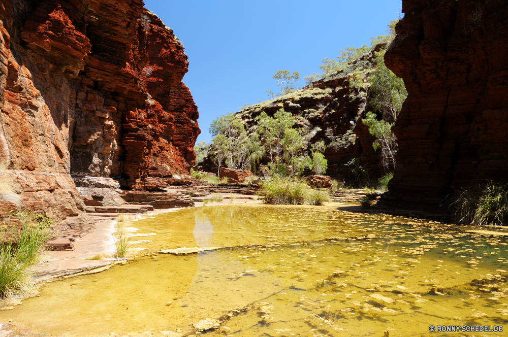 Karijini National Park Schlucht Schlucht Tal Klippe Landschaft Fels natürliche depression Wasser Berg geologische formation Stein Küste Reisen Meer Strand Fluss Himmel landschaftlich Tourismus Ozean im freien Höhle Sommer Felsen Urlaub Park Küste Berge im freien Bucht Klippen Sand Insel Wolken felsigen nationalen natürliche Geologie Szene Szenerie Wüste Baum Tourist Ufer Welle Sandstein Tag Urlaub Wald Ziel Wildnis hoch Aushöhlung Stream am Meer Steine Hügel Wolke Bildung Sonnenlicht Panorama Reise ruhige Umgebung seelandschaft Sonne Wahrzeichen Horizont Creek Bäume Wandern Süden Südwesten Frühling Küste Wild Landschaften Tropischer Paradies Reise Entspannen Sie sich Küstenlinie Pflanze friedliche Inseln Reiseziele Panorama See Erholung Herbst klar canyon ravine valley cliff landscape rock natural depression water mountain geological formation stone coast travel sea beach river sky scenic tourism ocean outdoors cave summer rocks vacation park coastline mountains outdoor bay cliffs sand island clouds rocky national natural geology scene scenery desert tree tourist shore wave sandstone day holiday forest destination wilderness high erosion stream seaside stones hill cloud formation sunlight panorama trip tranquil environment seascape sun landmark horizon creek trees hiking south southwest spring coastal wild scenics tropical paradise journey relax shoreline plant peaceful islands destinations panoramic lake recreation autumn clear