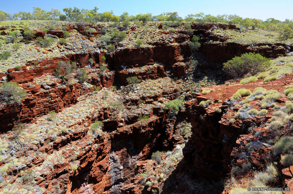 Karijini National Park Schlucht Mauer Landschaft Berg Park Tal Berge nationalen Baum Fels Himmel Stein Reisen Tourismus Wüste landschaftlich im freien Aushöhlung Felge im freien Fluss Wolken Grand Schlucht Klippe Urlaub Felsen Geologie Tourist Südwesten Wunder Wandern Sand Abenteuer Orange Szenerie geologische Westen Wahrzeichen Süden Wald Mesa Bäume natürliche Wildnis Wasser natürliche depression Sommer Antike woody plant Straße Sandstein Welt Hügel Wolke Pflanze fallen Backstein gelb Umgebung Ringwall Ziel alt vascular plant Bildung Architektur Panorama Pfad trocken Belaubung Herbst Gras Hochland Stadt Licht Ökologie friedliche Farbe Baumaterial Tag Saison canyon wall landscape mountain park valley mountains national tree rock sky stone travel tourism desert scenic outdoors erosion rim outdoor river clouds grand ravine cliff vacation rocks geology tourist southwest wonder hiking sand adventure orange scenery geological west landmark south forest mesa trees natural wilderness water natural depression summer ancient woody plant road sandstone world hill cloud plant fall brick yellow environment rampart destination old vascular plant formation architecture panorama path dry foliage autumn grass highland city light ecology peaceful color building material day season