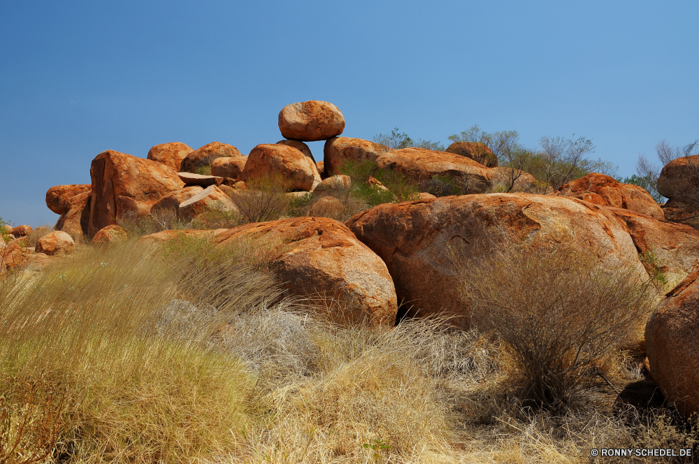 Devils Marbles Heu Futter Feed Feld Entwicklung des ländlichen Landwirtschaft Landschaft Bauernhof Stroh Essen Ernte Weizen Landschaft Ballen Ballen Himmel Land Sommer Knoll Ernte Land Wiese Landbau Golden im freien Stapel Pflanze Gras Korn Ackerland trocken Herbst Runde wachsen Wolke natürliche Gold Gerste Kreis Roll landwirtschaftlichen Roggen Wüste Schneiden Mais Horizont Baum Umgebung Paket gelb cereal Prärie Ernte Szenerie Berg landschaftlich Fels bewölkt Industrie Wolken Sonnenuntergang Szene Hügel Berge Kaution Stacheldraht Felder Sonne Tag Park im freien Arid Schlucht Brot Ökologie nationalen Tal Sand Kamel hay fodder feed field rural agriculture landscape farm straw food harvest wheat countryside bales bale sky country summer knoll crop land meadow farming golden outdoor stack plant grass grain farmland dry autumn round grow cloud natural gold barley circle roll agricultural rye desert cut corn horizon tree environment package yellow cereal prairie harvesting scenery mountain scenic rock cloudy industry clouds sunset scene hill mountains bail barbed fields sun day park outdoors arid canyon bread ecology national valley sand camel