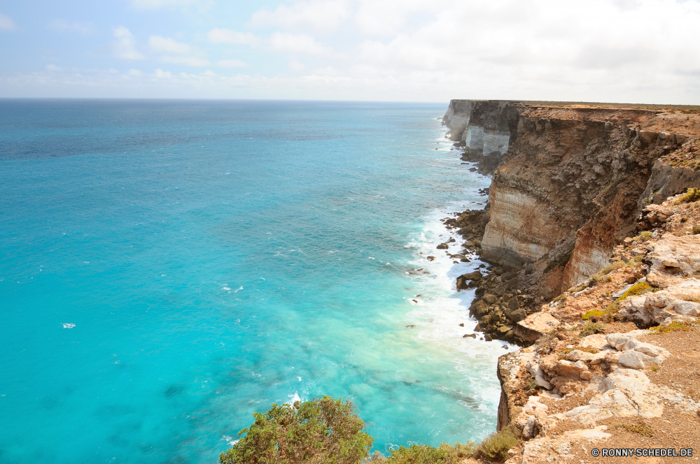 Bunda Cliffs Ozean Strand Meer Klippe Küste Körper des Wassers Wasser Landschaft geologische formation Reisen Küste Ufer Sommer Sand Himmel Urlaub landschaftlich Insel Sonne Fels Welle Wellen Tourismus Bucht Urlaub Küstenlinie Tropischer Paradies Szenerie Stein am Meer Horizont sonnig seelandschaft Vorgebirge Felsen Wolke im freien felsigen Szene Ziel Wolken Berg Surf Baum natürliche Höhe im freien Tourist Pazifik Erholung Entspannen Sie sich Panorama idyllische Resort klar Türkis Küste Kap Park Hügel warm friedliche ruhige Gezeiten Entspannung Urlaub Süden Wellenbrecher exotische Wetter natürliche Sonnenlicht Schaum Barrier Sonnenuntergang Meeresküste Palm Stadt Freizeit Inseln Reiseziele Boot entspannende Reflexion Tag sandigen Traum bewölkt platsch Stadt Berge Wahrzeichen romantische Frühling ocean beach sea cliff coast body of water water landscape geological formation travel coastline shore summer sand sky vacation scenic island sun rock wave waves tourism bay holiday shoreline tropical paradise scenery stone seaside horizon sunny seascape promontory rocks cloud outdoor rocky scene destination clouds mountain surf tree natural elevation outdoors tourist pacific recreation relax panorama idyllic resort clear turquoise coastal cape park hill warm peaceful tranquil tide relaxation vacations south breakwater exotic weather natural sunlight foam barrier sunset seashore palm city leisure islands destinations boat relaxing reflection day sandy dream cloudy splash town mountains landmark romantic spring