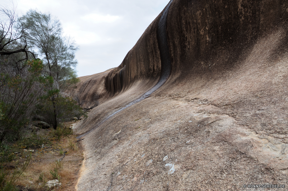 Wave Rock Sand Berg Landschaft Schlucht Tal Himmel Wüste Klippe Fels Berge Boden Wildnis Reisen landschaftlich Park geologische formation nationalen Erde Stein Vulkan Wolken im freien Hügel trocken Schlucht im freien Tourismus Spitze Felsen Geologie Szenerie Arid Baum Bildung Hügel Sonne Tag Szene Aushöhlung Sandstein Schnee Horizont Wolke Sommer Düne See Bereich Gelände Wasser Sonnenaufgang Wärme Meer heiß Grat geologische Fluss Klippen Orange Bereich Land hoch Insel natürliche natürliche Höhe Umgebung steilen Sonnenlicht Wild Cliff-Wohnung Aufstieg Panorama Reise gelb natürliche depression Urlaub Krater Mount Hochland Wandern Extreme Landschaften niemand Reise Süden Wahrzeichen Sonnenuntergang Steigung Entwicklung des ländlichen Lava Toten Klima Abenteuer Wohnung Knoll Farbe Straße Erholung bunte Gras Gletscher sand mountain landscape canyon valley sky desert cliff rock mountains soil wilderness travel scenic park geological formation national earth stone volcano clouds outdoors hill dry ravine outdoor tourism peak rocks geology scenery arid tree formation hills sun day scene erosion sandstone snow horizon cloud summer dune lake range terrain water sunrise heat sea hot ridge geological river cliffs orange area land high island natural natural elevation environment steep sunlight wild cliff dwelling ascent panorama journey yellow natural depression vacation crater mount highland hiking extreme scenics nobody trip south landmark sunset slope rural lava dead climate adventure dwelling knoll color road recreation colorful grass glacier