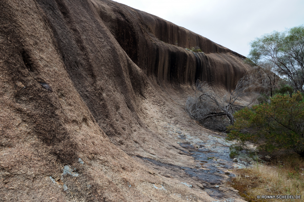 Wave Rock Berg Dam Landschaft Barrier Fels Berge geologische formation Himmel Tal Krater Wildnis Park Obstruktion natürliche depression Reisen Hügel Wüste Wolken Sand Tourismus Felsen Klippe landschaftlich nationalen Schlucht Wolke Spitze Struktur Hügel Stein Wasser Fluss im freien Land trocken Ozean Meer Geologie Bereich Schnee Urlaub Küste Baum im freien Boden Wald Tag Horizont Sommer Grat hoch Straße Szenerie Arid Vulkan Bäume felsigen Erde Körper des Wassers See Schlucht steilen übergeben Wandern Szene Steine bewölkt Gletscher Strand Bildung Gras Kanal Extreme Loch Insel Umgebung Sonnenuntergang Sonne natürliche Mauer karge Boden Aushöhlung sonnig Klima Sonnenaufgang Braun Entwicklung des ländlichen mountain dam landscape barrier rock mountains geological formation sky valley crater wilderness park obstruction natural depression travel hill desert clouds sand tourism rocks cliff scenic national canyon cloud peak structure hills stone water river outdoors land dry ocean sea geology range snow vacation coast tree outdoor soil forest day horizon summer ridge high road scenery arid volcano trees rocky earth body of water lake ravine steep pass hiking scene stones cloudy glacier beach formation grass channel extreme hole island environment sunset sun natural wall barren ground erosion sunny climate sunrise brown rural