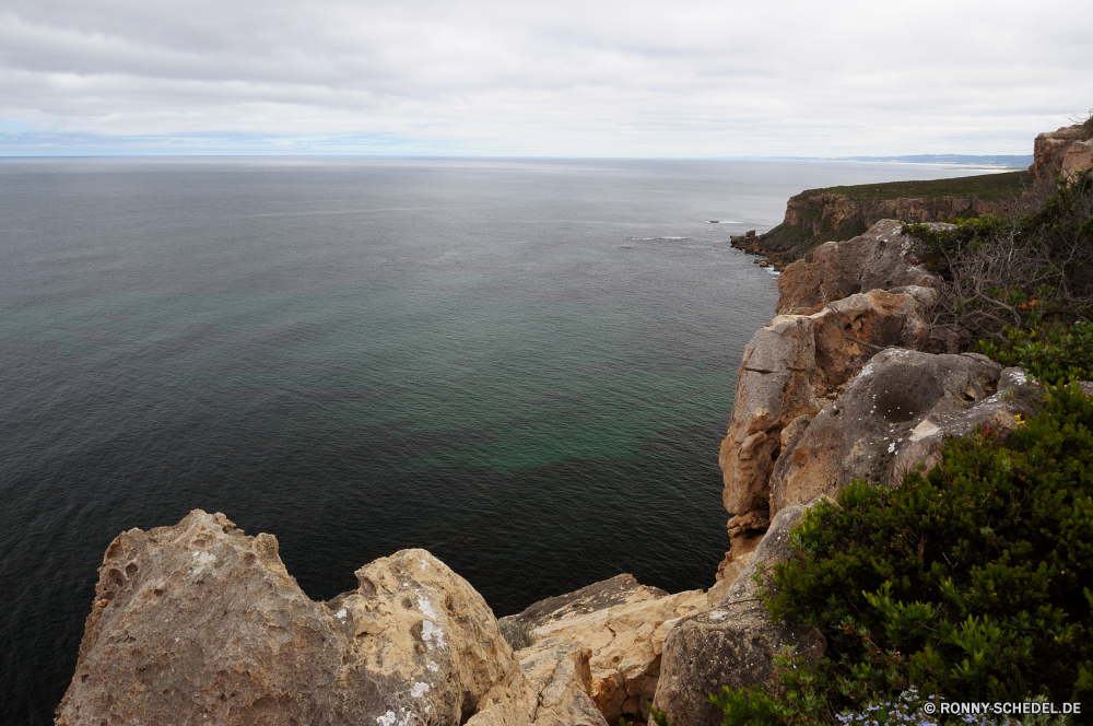 D'Entrecasteaux National Park geologische formation Klippe Vorgebirge natürliche Höhe Meer Ozean Küste Fels Landschaft Küste Strand Wasser Ufer Himmel Felsen Reisen Stein Tourismus Urlaub Welle Sommer landschaftlich felsigen seelandschaft Insel Sonne Urlaub Bucht am Meer Kap Szene Berg Sand Küste Küstenlinie Szenerie Klippen Horizont Wellen Steine im freien im freien Hügel Gezeiten Sonnenlicht Umgebung Wolke Wolken Tag Surf Ziel sonnig friedliche natürliche Süden Tourist Sonnenuntergang Baum Wellenbrecher England Urlaub Berge Wetter Gras Park ruhige Seeküste Meeresküste Türkis Barrier Tropischer Paradies Licht hoch Landschaften Panorama Entspannen Sie sich Sonnenaufgang Sonnenschein Resort Urlaub Reflexion Saison geological formation cliff promontory natural elevation sea ocean coast rock landscape coastline beach water shore sky rocks travel stone tourism vacation wave summer scenic rocky seascape island sun holiday bay seaside cape scene mountain sand coastal shoreline scenery cliffs horizon waves stones outdoors outdoor hill tide sunlight environment cloud clouds day surf destination sunny peaceful natural south tourist sunset tree breakwater england vacations mountains weather grass park tranquil seacoast seashore turquoise barrier tropical paradise light high scenics panorama relax sunrise sunshine resort holidays reflection season