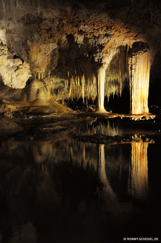 Lake Cave Höhle geologische formation Brunnen Struktur Landschaft Wasser Baum Wald Park Fluss Herbst Tourismus Reisen See landschaftlich fallen Reflexion Bäume Himmel Sonne natürliche Fels Sonnenuntergang Saison im freien Licht Szene Umgebung im freien Sonnenaufgang gelb Szenerie Hölzer Stein Berg Frühling Sommer Wolken Blatt bunte Anlegestelle Holz Sonnenlicht Nacht Urlaub Blätter Farbe Orange Meer Architektur Branch Farben Entwicklung des ländlichen Land dunkel Landschaft nationalen am Morgen Brücke Gebäude Pflanze Wasserfall Sand Eis Wandern Golden Dämmerung Stream gelassene Ufer Land Kontur Ökologie Ruhe Tourist ruhige Urlaub hell Wild Creek Antike Welle Unterstützung Morgenröte Klippe Teich Sumpf Strand Belaubung friedliche Küste Gras Wildnis cave geological formation fountain structure landscape water tree forest park river autumn tourism travel lake scenic fall reflection trees sky sun natural rock sunset season outdoors light scene environment outdoor sunrise yellow scenery woods stone mountain spring summer clouds leaf colorful pier wood sunlight night vacation leaves color orange sea architecture branch colors rural country dark countryside national morning bridge building plant waterfall sand ice hiking golden dusk stream serene shore land silhouette ecology calm tourist tranquil holiday bright wild creek ancient wave support dawn cliff pond swamp beach foliage peaceful coast grass wilderness