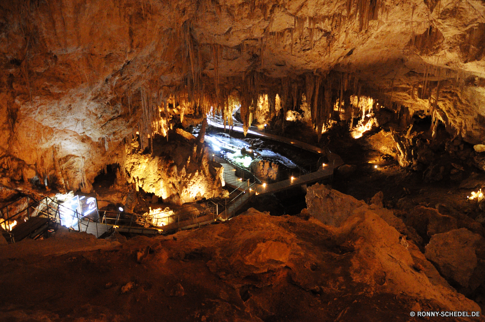 Mammoth Cave Schlucht Höhle geologische formation Tal Fels Schlucht Landschaft Wüste nationalen Klippe Park Reisen landschaftlich Berg Tourismus Geologie Stein Felsen Berge Himmel Sand Südwesten Orange Grand im freien Sandstein Fluss Felge im freien Aushöhlung Urlaub Abenteuer Wolken natürliche depression Wandern mir geologische Westen Tourist Wahrzeichen Bildung Ausgrabung Baum Wunder natürliche Süden Mesa Denkmal Wasser Wildnis Welt Erde Szenerie Extreme Farbe Formationen felsigen Arid entfernten Landschaften Sonnenaufgang Sonnenuntergang Klettern Licht Szene Wolke außerhalb dunkel gelb bunte Ehrfurcht Sommer majestätisch Reiseziele alt Steine Horizont canyon cave geological formation valley rock ravine landscape desert national cliff park travel scenic mountain tourism geology stone rocks mountains sky sand southwest orange grand outdoors sandstone river rim outdoor erosion vacation adventure clouds natural depression hiking mine geological west tourist landmark formation excavation tree wonder natural south mesa monument water wilderness world earth scenery extreme color formations rocky arid remote scenics sunrise sunset climb light scene cloud outside dark yellow colorful awe summer majestic destinations old stones horizon