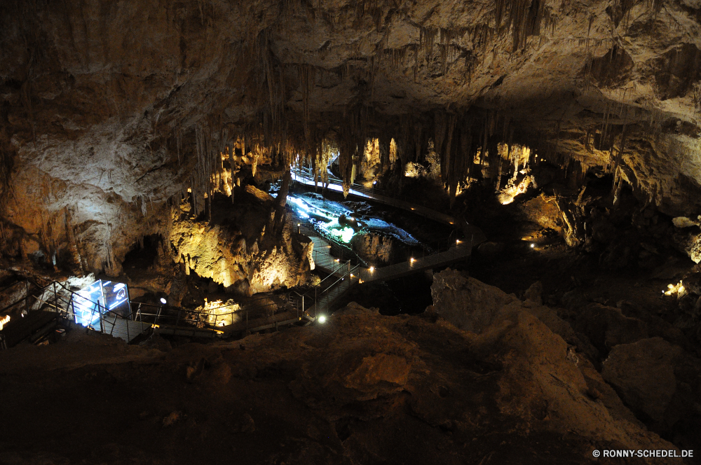 Mammoth Cave Höhle geologische formation Schlucht Fels Landschaft Klippe Park Berg Reisen nationalen Berge Tal Tourismus Stein Wüste landschaftlich Fluss Geologie Sand Himmel Felsen Wandern Tourist Orange im freien mir Aushöhlung Sandstein im freien Urlaub Grand Abenteuer Wasser Felge Westen Baum Wolken Südwesten Schiff Wahrzeichen geologische Schlucht Schiffswrack Schiff Szenerie natürliche Ausgrabung Erde Mesa Wunder Bildung felsigen Süden Denkmal Wildnis Farbe Extreme Szene Welt Landschaften Klettern entfernten Handwerk bunte alt dunkel Creek Wasserfall Wanderweg Sommer außerhalb Loch Sonne Tunnel Kiefer gelb Sonnenuntergang Frühling Tag Mauer Brücke cave geological formation canyon rock landscape cliff park mountain travel national mountains valley tourism stone desert scenic river geology sand sky rocks hiking tourist orange outdoor mine erosion sandstone outdoors vacation grand adventure water rim west tree clouds southwest ship landmark geological ravine shipwreck vessel scenery natural excavation earth mesa wonder formation rocky south monument wilderness color extreme scene world scenics climb remote craft colorful old dark creek waterfall trail summer outside hole sun tunnel pine yellow sunset spring day wall bridge