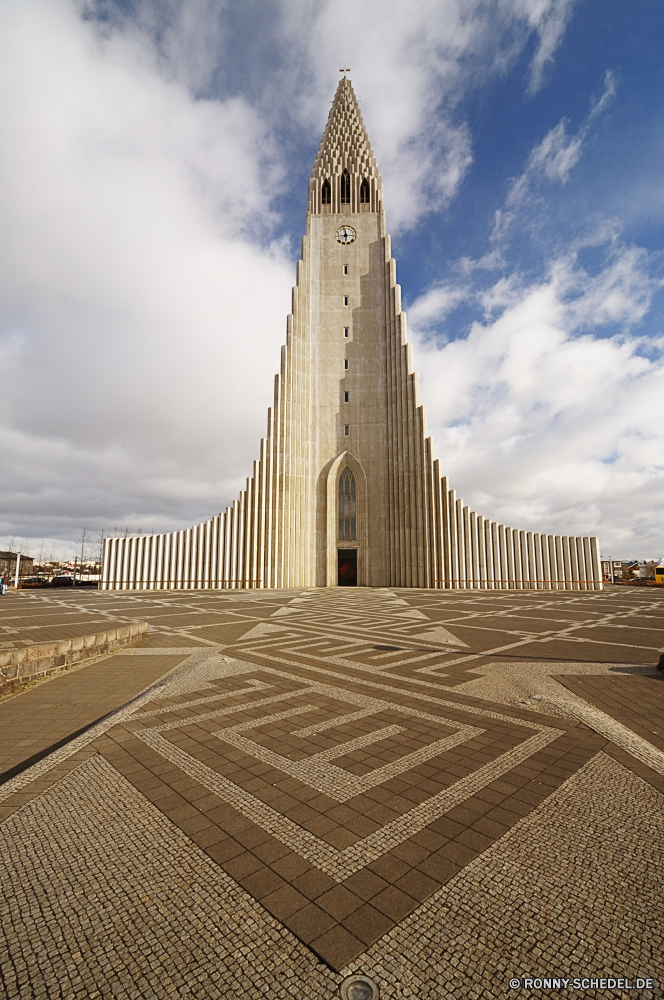 Hallgrimskirkja Architektur Turm Stadt Gebäude Struktur Himmel Reisen Kirche Tourismus Minarett Wahrzeichen Religion Geschichte berühmte alt Denkmal Stadt Urban Skyline Kuppel Brücke Stadtansicht Kathedrale Stein Kultur groß Backstein historischen Antike glauben Gott Leuchtfeuer aussenansicht Palast Tourist Zentrum Tempel Gebäude historische Szene Ziel Wolkenkratzer Platz Mauer Haus Stahl heilig Neu religiöse Osten Bau Wolken Straße traditionelle Platz moderne Fluss landschaftlich Attraktion hoch Anlegestelle Dach Moschee Hängebrücke Gold Landschaft Orthodoxe Landkreis gebaut architektonische Büro Kreuz Eisen Spalte Sonne Bogen Straße Nacht Fassade Tag östliche Wolke St. Innenstadt Hauptstadt im freien Insel architecture tower city building structure sky travel church tourism minaret landmark religion history famous old monument town urban skyline dome bridge cityscape cathedral stone culture tall brick historic ancient faith god beacon exterior palace tourist center temple buildings historical scene destination skyscraper place wall house steel holy new religious east construction clouds street traditional square modern river scenic attraction high pier roof mosque suspension bridge gold landscape orthodox district built architectural office cross iron column sun arch road night facade day eastern cloud saint downtown capital outdoors island