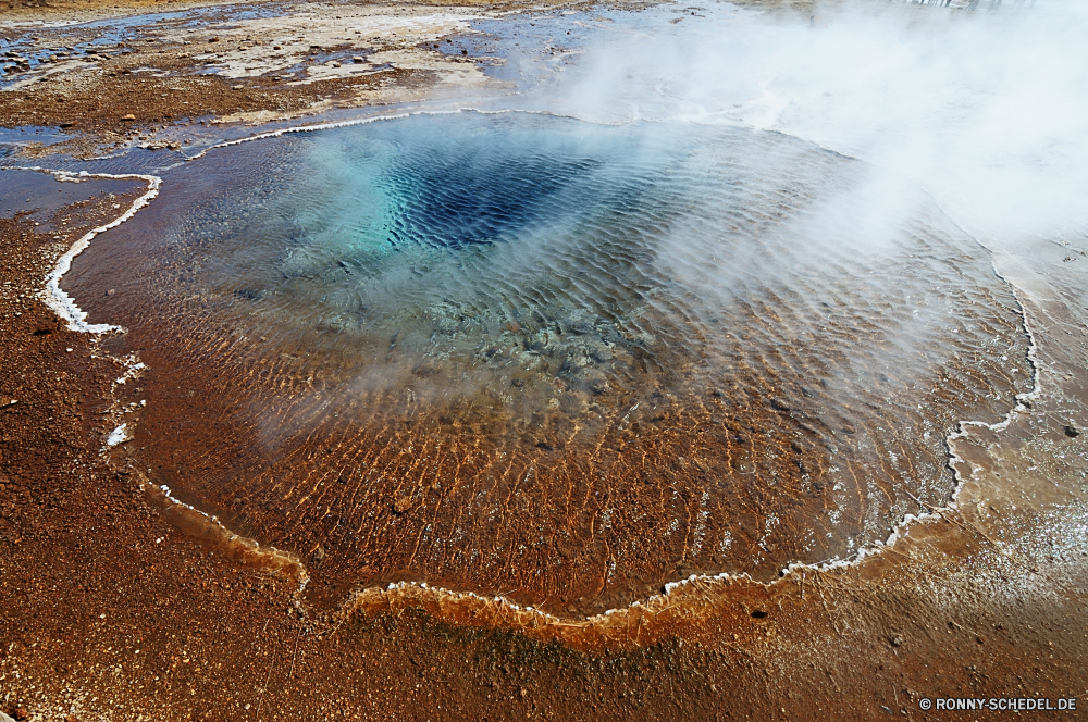 Geysir Thermal Site geologische formation heißer Frühling Krater Sand Frühling natürliche depression Wasser Ozean Strand Meer Textur Reisen nass Tropischer Sommer Muster Himmel Urlaub Welle Sonne Oberfläche Landschaft Küste Grunge Urlaub Küste im Alter von Wolken alt Boden Ufer Mauer Insel Rau Braun Horizont Farbe Grunge klar Paradies sonnig Körper des Wassers Drop schmutzig Jahrgang Tourismus Tapete beschädigt Verwittert Gestaltung Hintergründe Schließen natürliche heiß im freien Reflexion Sonnenlicht platsch sandigen Text Schaum Flüssigkeit hell Struktur Tropfen Entspannen Sie sich Erde Hintergrund Material Licht Stahl texturierte Geysir Tag Fels Antik Glas niemand Surf gischt Fleck getragen Entspannung Zeichen Eisen Wärme ruhige Metall Kunst Papier geological formation hot spring crater sand spring natural depression water ocean beach sea texture travel wet tropical summer pattern sky vacation wave sun surface landscape coast grunge holiday coastline aged clouds old soil shore wall island rough brown horizon color grungy clear paradise sunny body of water drop dirty vintage tourism wallpaper damaged weathered design backgrounds close natural hot outdoor reflection sunlight splash sandy text foam liquid bright structure drops relax earth backdrop material light steel textured geyser day rock antique glass nobody surf spray stain worn relaxation sign iron heat tranquil metal art paper