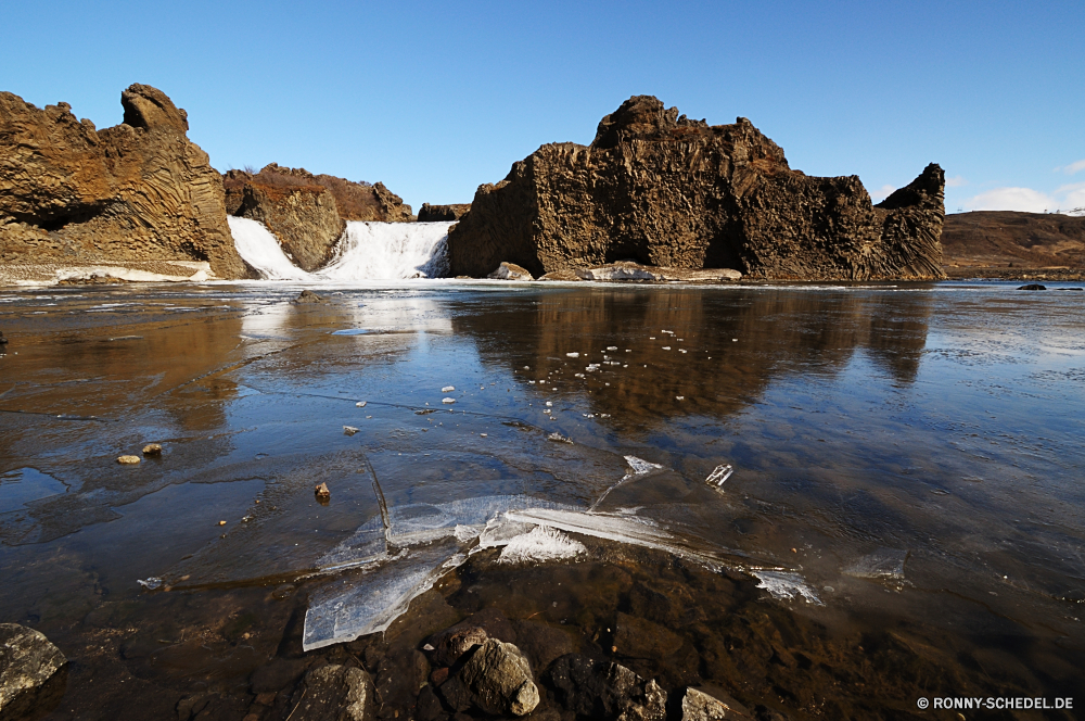 Hjalparfoss Ozean Strand Wasser Meer Fels Ufer Landschaft Küste Küste Reisen Körper des Wassers Felsen Stein Insel Himmel Klippe Urlaub Barrier landschaftlich Welle Sand Sommer Berg Tourismus Fluss Szene Bucht geologische formation seelandschaft Szenerie Küstenlinie im freien Wellenbrecher Sonne am Meer Wellen im freien Urlaub Surf natürliche Höhe Umgebung Stream felsigen Park Vorgebirge Entspannen Sie sich sonnig friedliche Sonnenuntergang Bäume Obstruktion Frühling Süden natürliche Gezeiten Küste Pazifik Reflexion Steine Berge Wolken Frieden ruhige Horizont Wald Struktur Sandbank Wolke Hügel Baum See Tropischer Tag Ruhe Erholung Meeresküste klar Resort fließende Tourist Wildnis Wild Sturm gelassene Paradies nationalen Klippen Kaskade natürliche depression niemand Wasserfall Bar Bewegung Türkis ruhig Schlucht Panorama idyllische Wind platsch Ziel Schlucht Strömung Licht Becken nass Land ocean beach water sea rock shore landscape coast coastline travel body of water rocks stone island sky cliff vacation barrier scenic wave sand summer mountain tourism river scene bay geological formation seascape scenery shoreline outdoor breakwater sun seaside waves outdoors holiday surf natural elevation environment stream rocky park promontory relax sunny peaceful sunset trees obstruction spring south natural tide coastal pacific reflection stones mountains clouds peace tranquil horizon forest structure sandbar cloud hill tree lake tropical day calm recreation seashore clear resort flowing tourist wilderness wild storm serene paradise national cliffs cascade natural depression nobody waterfall bar motion turquoise quiet ravine panorama idyllic wind splash destination canyon flow light basin wet land