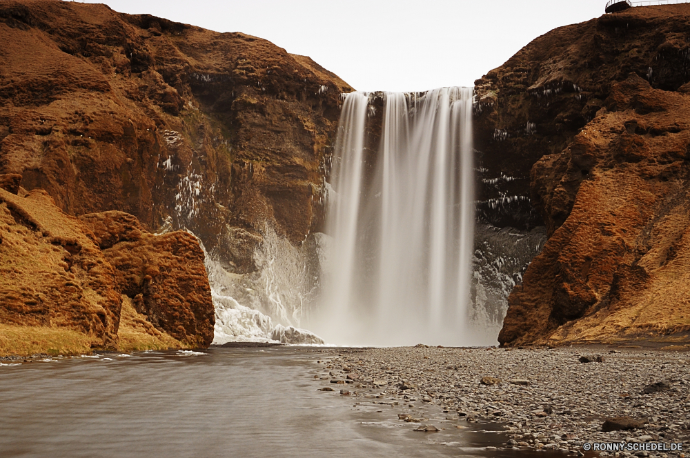 Skogafoss Dam Wasserfall Wasser Fels Barrier Fluss Landschaft Schlucht Stream Obstruktion Struktur Schlucht Stein Reisen Klippe Park Kaskade Tal landschaftlich Wald Strömung Umgebung Felsen Meer Ozean natürliche Szenerie fällt Küste fallen im freien Tourismus Strand Himmel im freien Küste Berg Creek Wildnis nass fließende Baum Sommer natürliche depression Sand Wild Brunnen Kanal Szene fallen Bewegung felsigen Körper des Wassers Frühling Ufer geologische formation platsch Urlaub See friedliche Tropischer Tag frisch Steine Küstenlinie Moos Bucht Welle klar Pflanze Insel Ziel Frieden nationalen ruhige Wasserfälle rasche Erhaltung gelassene Berge Aushöhlung Kühl Pazifik Gras Wolken Drop Sonnenlicht hoch Geologie majestätisch seelandschaft Landschaften Abenteuer Entspannen Sie sich macht Süden Wellen am Meer Ökologie Ruhe glatte Farbe Sonnenuntergang Urlaub niemand dam waterfall water rock barrier river landscape canyon stream obstruction structure ravine stone travel cliff park cascade valley scenic forest flow environment rocks sea ocean natural scenery falls coast fall outdoor tourism beach sky outdoors coastline mountain creek wilderness wet flowing tree summer natural depression sand wild fountain channel scene falling motion rocky body of water spring shore geological formation splash vacation lake peaceful tropical day fresh stones shoreline moss bay wave clear plant island destination peace national tranquil waterfalls rapid conservation serene mountains erosion cool pacific grass clouds drop sunlight high geology majestic seascape scenics adventure relax power south waves seaside ecology calm smooth color sunset holiday nobody