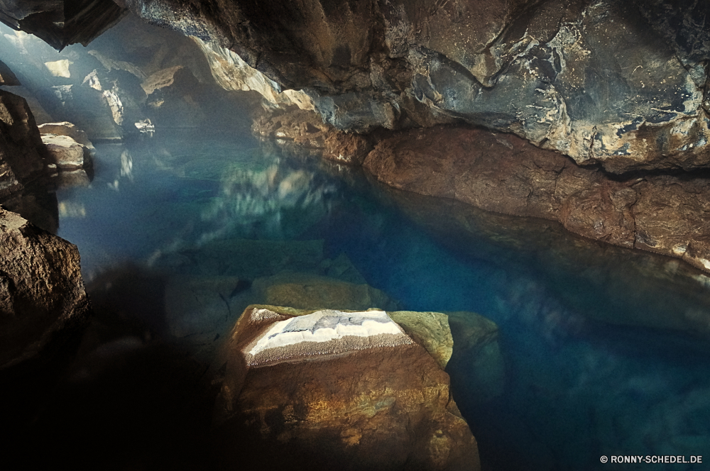 Grjotagja Höhle geologische formation Wasser Fels Fluss Landschaft Stein Berg Wasserfall Felsen Stream Schlucht Reisen Park Creek im freien Frühling im freien Szenerie Umgebung Tal Strömung Wald landschaftlich Schlucht Baum fließende Wildnis Wild Moos Berge Tourismus natürliche Sommer Szene nationalen Klippe Meer Kaskade felsigen Bewegung See nass Steine fallen Küste Reinigen platsch Pflanze Herbst Geschwindigkeit Tag friedliche rasche fallen Drop Sandstein Geologie Sonne Tropischer Saison Wüste Insel frische Luft frisch glatte ruhige Ozean Himmel Licht Erde Farbe Urlaub Sand Felsbrocken fällt klar Blatt natürliche depression sonnig Extreme Landschaften Ufer macht gelassene Küste cave geological formation water rock river landscape stone mountain waterfall rocks stream canyon travel park creek outdoor spring outdoors scenery environment valley flow forest scenic ravine tree flowing wilderness wild moss mountains tourism natural summer scene national cliff sea cascade rocky motion lake wet stones fall coast clean splash plant autumn speed day peaceful rapid falling drop sandstone geology sun tropical season desert island freshness fresh smooth tranquil ocean sky light earth color vacation sand boulders falls clear leaf natural depression sunny extreme scenics shore power serene coastline