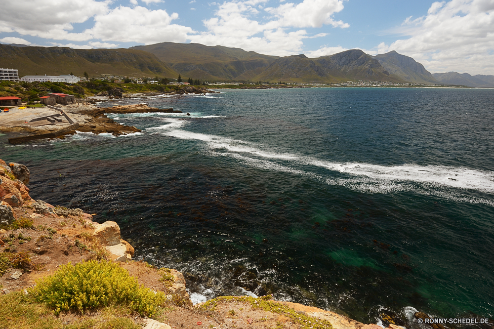 Hermanus Ufer am See Landschaft Wasser Meer Berg Ozean Reisen Fels Küste See Küstenlinie Strand Himmel geologische formation Insel Sommer landschaftlich Küste Fluss Felsen im freien Park Wald Baum Becken Hügel im freien Stein Berge Vorgebirge Szenerie Sand Sonne natürliche Höhe Wolken Tourismus Wildnis Kap Urlaub natürliche depression Klippe natürliche Wolke Barrier Szene Sonnenuntergang am Meer Welle Urlaub Bäume seelandschaft Wellenbrecher Wellen friedliche Bucht Reflexion felsigen Surf Wild Entspannen Sie sich Ruhe nationalen Wetter Schnee Hochland Küste Landschaften Körper des Wassers sonnig gelassene ruhige Stream Creek Gras Teich Tag Bereich Obstruktion Umgebung Sonnenlicht Aussicht Pazifik Spitze Paradies Farbe Erholung Entwicklung des ländlichen Herbst niemand shore lakeside landscape water sea mountain ocean travel rock coast lake shoreline beach sky geological formation island summer scenic coastline river rocks outdoor park forest tree basin hill outdoors stone mountains promontory scenery sand sun natural elevation clouds tourism wilderness cape vacation natural depression cliff natural cloud barrier scene sunset seaside wave holiday trees seascape breakwater waves peaceful bay reflection rocky surf wild relax calm national weather snow highland coastal scenics body of water sunny serene tranquil stream creek grass pond day range obstruction environment sunlight vista pacific peak paradise color recreation rural autumn nobody