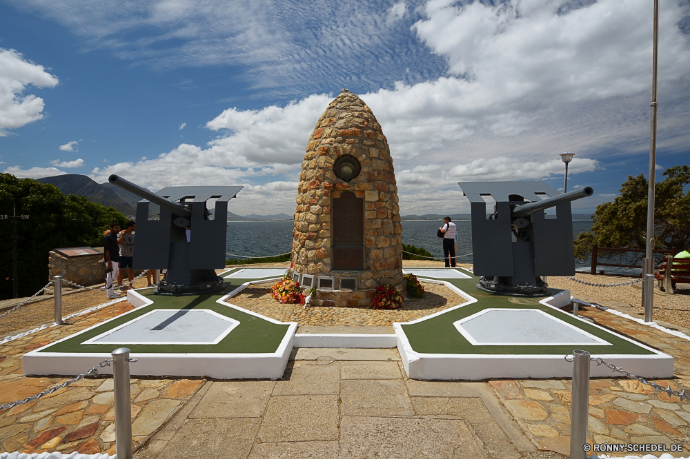 Hermanus Architektur Handwerk Stadt Space shuttle Gebäude Himmel Fluss Fahrzeug Tourismus Raumschiff Reisen Geschichte Tourist Wasser Skyline Turm Boot Hovercraft Stadtansicht Satellit Schiff alt Meer Kuppel Wahrzeichen Ozean Deck Dach Urban Stadt Wolken Gebäude Kirche Vermittlung Struktur Denkmal historischen Landschaft Religion Wolke Tempel Kathedrale England Schiff Eisen Wolkenkratzer im freien Brücke Sommer Tag Spule Berg Hafen Panorama Haus Kultur berühmte Küste Gerät Schutzüberzug St. Palast historische Baum Zentrum Kanone Urlaub Stein Wolkenkratzer Bau im freien Urlaub Sonnenuntergang landschaftlich architecture craft city space shuttle building sky river vehicle tourism spacecraft travel history tourist water skyline tower boat hovercraft cityscape satellite ship old sea dome landmark ocean deck roof urban town clouds buildings church conveyance structure monument historic landscape religion cloud temple cathedral england vessel iron skyscraper outdoors bridge summer day bobbin mountain port panorama house culture famous coast device protective covering saint palace historical tree center cannon holiday stone skyscrapers construction outdoor vacation sunset scenic