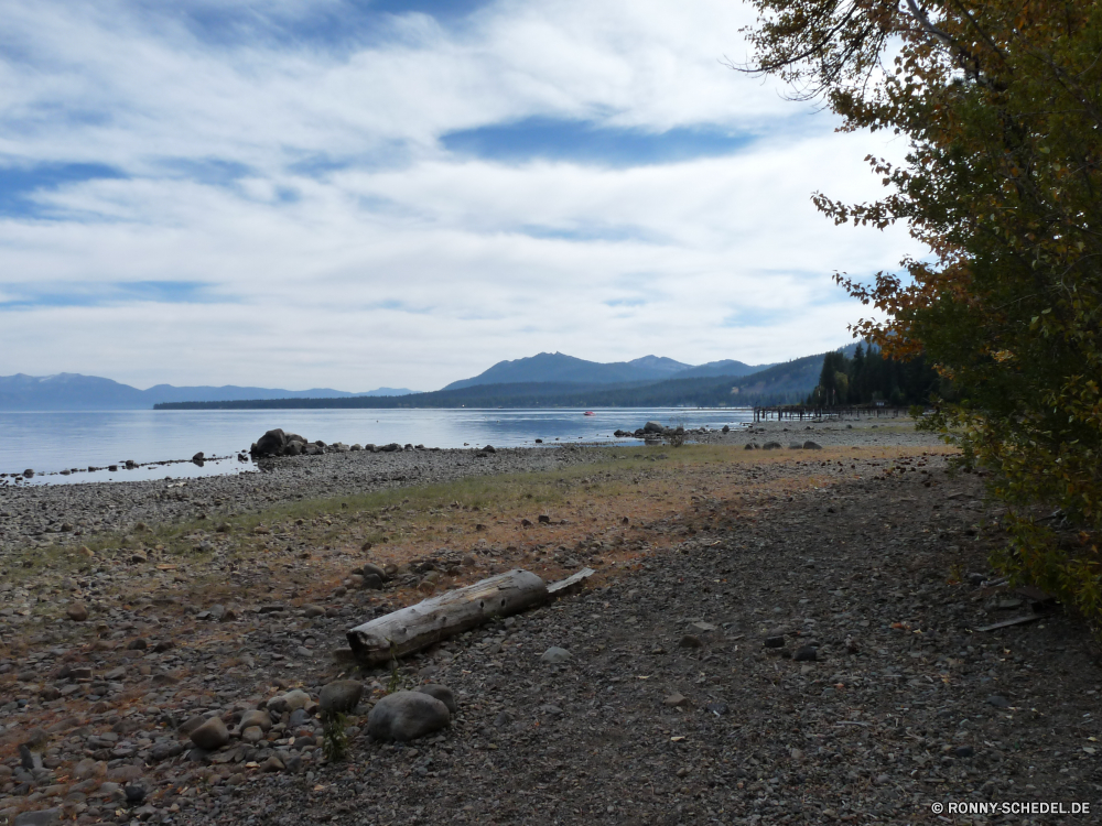 Lake Tahoe Strand Landschaft Ufer Meer Wasser Himmel Ozean Sand Reisen Küste Küstenlinie Insel Wolken Küste Baum Sommer Bucht am See landschaftlich Fels am Meer Sandbank im freien Urlaub Szenerie Stein Berg Horizont Barrier See Welle Wolke Fluss Tourismus Sonne Felsen im freien Bar Knoll Hochland Land Paradies Szene natürliche Tropischer Sonnenuntergang Grat Park idyllische Hügel sonnig natürliche Höhe Wellen Berge Klippe Freizeit Urlaub Wald Pazifik friedliche Wetter Straße Entwicklung des ländlichen seelandschaft Landschaften Panorama Kap Farbe Sonnenaufgang Entspannen Sie sich geologische formation ruhige Gezeiten Surf Klima Umgebung Erholung Sonnenlicht Bäume klar Saison niemand Wüste gelassene Entspannung bewölkt Resort Ziel Boot Gras beach landscape shore sea water sky ocean sand travel coast shoreline island clouds coastline tree summer bay lakeside scenic rock seaside sandbar outdoor vacation scenery stone mountain horizon barrier lake wave cloud river tourism sun rocks outdoors bar knoll highland land paradise scene natural tropical sunset ridge park idyllic hill sunny natural elevation waves mountains cliff leisure holiday forest pacific peaceful weather road rural seascape scenics panorama cape color sunrise relax geological formation tranquil tide surf climate environment recreation sunlight trees clear season nobody desert serene relaxation cloudy resort destination boat grass