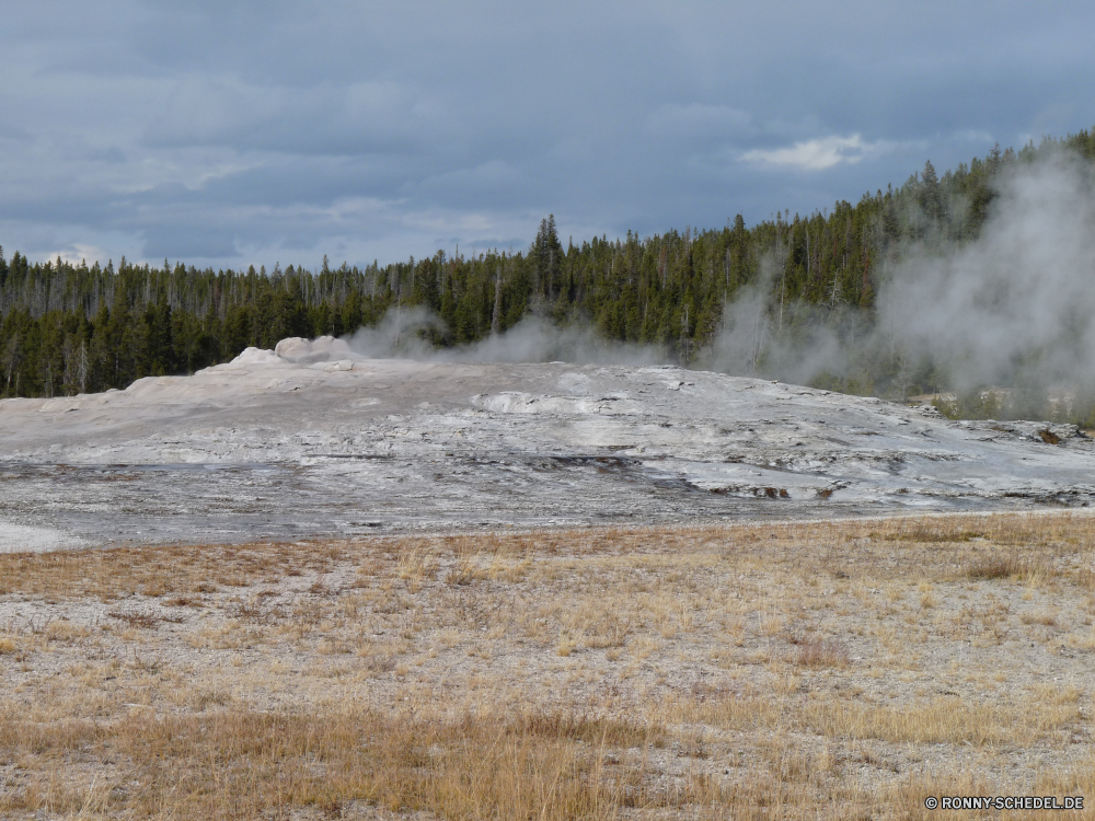 Old Faithful Frühling geologische formation Geysir heißer Frühling Schnee Landschaft Winter kalt Wald Bäume Eis Himmel Frost Berg Fluss Baum Park gefroren Saison im freien Ölquelle Szenerie schneebedeckt Wasser Berge Reisen Wetter gut Entwicklung des ländlichen landschaftlich See Straße Szene im freien Einfrieren Ausgrabung Kiefer Wolken Fels frostig Branch Hölzer Holz Wildnis natürliche sonnig eisig Landschaften abgedeckt Land saisonale Hügel Stein nationalen Wasserfall Kühl Wild friedliche Landschaft am Morgen Sonne Stream Tag Feld ruhige Tourismus Ski Gras Wolke Pfad Ruhe Umgebung Sommer Bereich Wanderweg Spitze Track niemand Horizont Einfrieren hell frostig fällt Alpine Stille Nebel Urlaub fallen Meer spring geological formation geyser hot spring snow landscape winter cold forest trees ice sky frost mountain river tree park frozen season outdoors oil well scenery snowy water mountains travel weather well rural scenic lake road scene outdoor freeze excavation pine clouds rock frosty branch woods wood wilderness natural sunny icy scenics covered country seasonal hill stone national waterfall cool wild peaceful countryside morning sun stream day field tranquil tourism ski grass cloud path calm environment summer range trail peak track nobody horizon freezing bright chilly falls alpine silence fog vacation fall sea