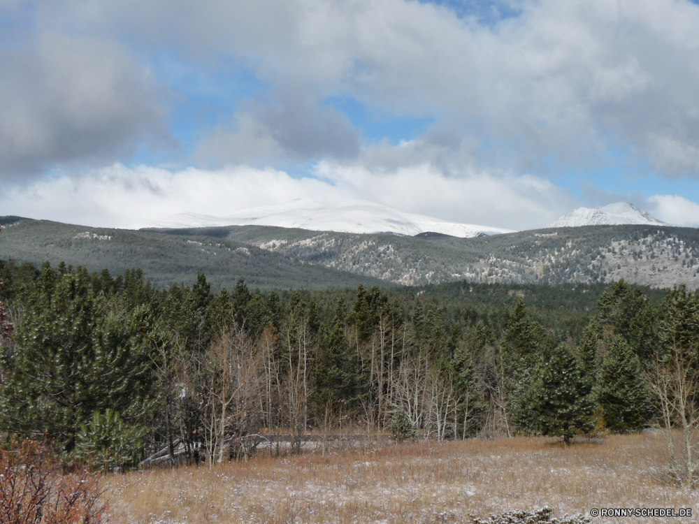 Rocky Mountains Bereich Berg Schnee Landschaft Berge Wald Hochland Himmel Baum Spitze Park Bäume Winter nationalen Szenerie im freien Tourismus Reisen landschaftlich Wolke Fels Hügel Wildnis sonnig Umgebung Wolken See hoch Eis Fluss kalt im freien Gras schneebedeckt Gletscher natürliche Sommer Urlaub Alpine Wandern Tanne Tal Wasser Kiefer Wild Mount übergeben felsigen majestätisch Panorama Felsen Klippe Saison Frühling fallen Alpen Landschaften klar Sonne Reise Steigung Ökologie Alp Hügel Herbst Erhaltung Sonnenschein Ziel Stein Nach oben friedliche Landschaft Grat Wälder Einfrieren Feld Reflexion Horizont Spitzen geologische formation Klettern Szene Frost Hölzer Holz Ruhe Urlaub Entwicklung des ländlichen saisonale range mountain snow landscape mountains forest highland sky tree peak park trees winter national scenery outdoors tourism travel scenic cloud rock hill wilderness sunny environment clouds lake high ice river cold outdoor grass snowy glacier natural summer vacation alpine hiking fir valley water pine wild mount pass rocky majestic panorama rocks cliff season spring fall alps landscapes clear sun journey slope ecology alp hills autumn conservation sunshine destination stone top peaceful countryside ridge forests freeze field reflection horizon peaks geological formation climb scene frost woods wood calm holiday rural seasonal