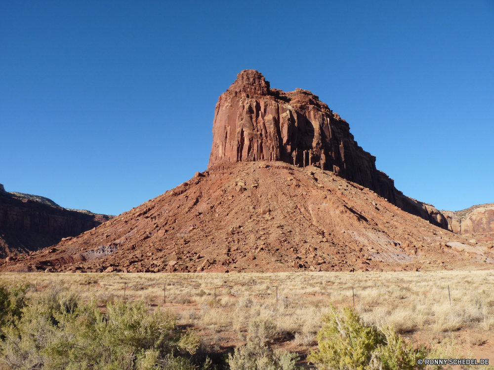 Canyonlands The Needles Grab Knoll Wüste Stein Pyramide Reisen Fels Landschaft Tourismus Himmel Berg Antike Geschichte Denkmal Sand nationalen Wahrzeichen Park Urlaub landschaftlich Architektur Hügel Tourist Stroh Pharao alt im freien natürliche im freien Wildnis Felsen berühmte Sandstein Schlucht Bildung Szenerie Berge Sommer Grab Archäologie Dach Geologie Klippe groß Sonne Kultur Wolken Zivilisation Ruine Tempel Ziel trocken Gebäude Schutzüberzug Ehrfurcht Spitze Landschaften Szene außerhalb Pyramiden Welt Bögen Arid Hügel Tour Erbe Panorama Urlaub Bau Steine historische Kunst Hügel Platz historischen Bereich Sphinx Mauer Wunder Aushöhlung Touristische Antik Ruine majestätisch Mysterium Orange Skulptur Abenteuer Bespannung Osten Form Lineal grave knoll desert stone pyramid travel rock landscape tourism sky mountain ancient history monument sand national landmark park vacation scenic architecture hill tourist thatch pharaoh old outdoors natural outdoor wilderness rocks famous sandstone canyon formation scenery mountains summer tomb archeology roof geology cliff great sun culture clouds civilization ruins temple destination dry building protective covering awe peak scenics scene outside pyramids world arches arid hills tour heritage panoramic holiday construction stones historical art mound place historic range sphinx wall wonder erosion touristic antique ruin majestic mystery orange sculpture adventure covering east shape ruler