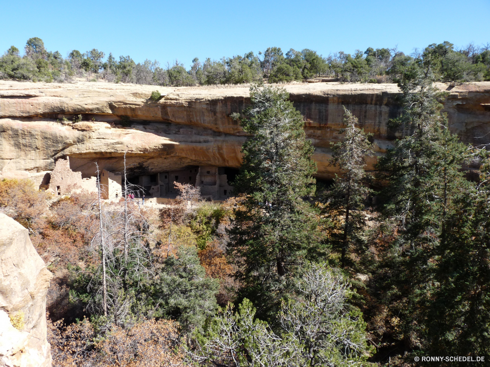 Mesa Verde Nationalpark Mauer Landschaft Cliff-Wohnung Fluss Stein Berg Wohnung Fels Baum Wasser Reisen Wald Gehäuse Hügel Struktur Wildnis im freien Himmel landschaftlich Berge Antike Park alt Steinmauer Tourismus Entwicklung des ländlichen Zaun nationalen Szenerie Gras Sommer Szene Wasserfall Felsen Schlucht im freien Architektur Tal Klippe Landschaft Stadt Geschichte natürliche Stream Gebäude hoch Barrier Frühling Tourist Ruine Wild Strömung friedliche Backstein Urlaub Bäume Brücke Pfad außerhalb Meer trocken Ringwall Moos Creek Festung Wandern Tag Haus Wolke Landschaften Bau Wolken Süden Wüste Umgebung Frieden fallen Wahrzeichen Urlaub Dorf Ruine Geologie Wanderweg in der Nähe ruhig Garten Ziel Obstruktion See Ruhe Sonne Straße nass Land Sand wall landscape cliff dwelling river stone mountain dwelling rock tree water travel forest housing hill structure wilderness outdoors sky scenic mountains ancient park old stone wall tourism rural fence national scenery grass summer scene waterfall rocks canyon outdoor architecture valley cliff countryside city history natural stream building high barrier spring tourist ruins wild flow peaceful brick vacation trees bridge path outside sea dry rampart moss creek fortress hiking day house cloud scenics construction clouds south desert environment peace fall landmark holiday village ruin geology trail near quiet garden destination obstruction lake calm sun road wet country sand