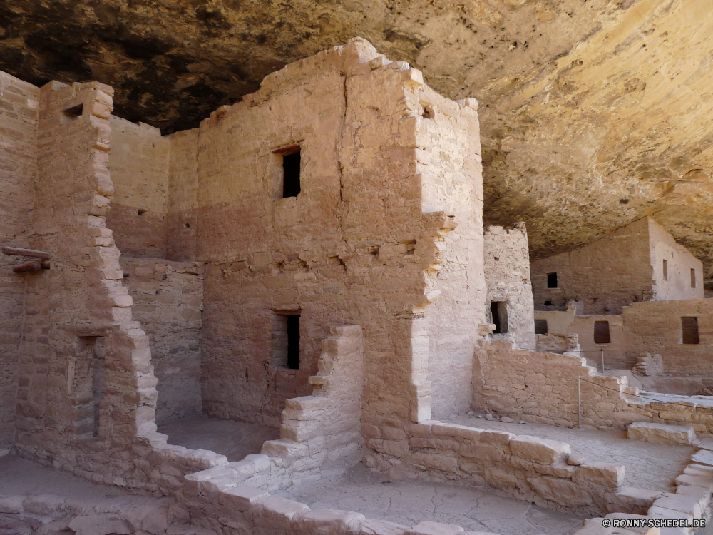 Mesa Verde Nationalpark Cliff-Wohnung Wohnung Gehäuse Struktur Antike Architektur Geschichte Stein historischen alt Gebäude Schloss Mauer Reisen Turm Tourismus Ruine historische Wahrzeichen Ruine Himmel mittelalterliche Fels Festung berühmte Archäologie Stadt Kultur Stadt Backstein Landschaft Hügel Wüste Roman Mitte Berg Denkmal Tourist Vergangenheit Erbe Urlaub Platz Befestigung Website Osten aussenansicht Bau Periode Festung Haus Schlucht Palast Dorf Tempel Steine Antik Religion Bögen Sandstein im freien Sommer Fassade architektonische Sand Attraktion Felsen Fenster Park bleibt Wände Bogen Panorama Tür traditionelle Kirche nationalen Tag Jahrhundert sonnig Krieg in der Nähe Norden Ziel cliff dwelling dwelling housing structure ancient architecture history stone historic old building castle wall travel tower tourism ruin historical landmark ruins sky medieval rock fortress famous archeology city culture town brick landscape hill desert roman middle mountain monument tourist past heritage vacation place fortification site east exterior construction period fort house canyon palace village temple stones antique religion arches sandstone outdoors summer facade architectural sand attraction rocks window park remains walls arch panorama door traditional church national day century sunny war near north destination