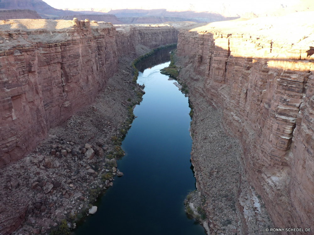 Marble Canyon Schlucht Tal Schlucht Klippe Landschaft Fels Viadukt Berg Brücke Reisen Park Wüste natürliche depression Geologie nationalen landschaftlich Stein Himmel Struktur Tourismus geologische formation Sand Berge Felsen Urlaub im freien Aushöhlung Grand Wandern Meer Baum im freien Sommer Sandstein Wolken Wasser Wahrzeichen Südwesten Fluss Küste Felge Bildung trocken Ozean Tourist Hügel Ziel Szene Orange Küste Westen Süden geologische felsigen Wunder Szenerie Landschaften natürliche Abenteuer Wolke Klippen Wildnis Panorama Insel Mesa Urlaub Aussicht Ufer Welt Spitze Sonne Farbe Bucht Tag Urlaub Strand horizontale Ringwall Arid majestätisch zeigen Land Horizont Bäume Formationen Wald hoch entfernten tief bunte canyon valley ravine cliff landscape rock viaduct mountain bridge travel park desert natural depression geology national scenic stone sky structure tourism geological formation sand mountains rocks vacation outdoors erosion grand hiking sea tree outdoor summer sandstone clouds water landmark southwest river coast rim formation dry ocean tourist hill destination scene orange coastline west south geological rocky wonder scenery scenics natural adventure cloud cliffs wilderness panorama island mesa holiday vista shore world peak sun color bay day vacations beach horizontal rampart arid majestic point land horizon trees formations forest high remote deep colorful