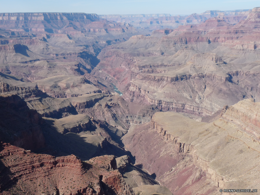 Grand Canyon National Park Schlucht Schlucht Tal natürliche depression Berg Landschaft Berge Fels Reisen Park nationalen Wüste Aushöhlung Himmel Grand Geologie landschaftlich Stein Klippe Felge Tourismus Wolken Felsen Fluss im freien Urlaub Wandern im freien Sand Südwesten geologische Westen Baum Wahrzeichen Mesa Wunder Bereich Orange Szenerie Abenteuer Süden Tourist Schnee Spitze Welt hoch natürliche Aussicht felsigen Wald Sonnenuntergang Bildung Umgebung Wildnis Wolke Hügel Nationalpark Gelände Landschaften Szene Horizont Schlucht Höhe außerhalb Erde trocken Straße bunte Klettern Sandstein übergeben Winter canyon ravine valley natural depression mountain landscape mountains rock travel park national desert erosion sky grand geology scenic stone cliff rim tourism clouds rocks river outdoors vacation hiking outdoor sand southwest geological west tree landmark mesa wonder range orange scenery adventure south tourist snow peak world high natural vista rocky forest sunset formation environment wilderness cloud hill national park terrain scenics scene horizon gorge altitude outside earth dry road colorful climbing sandstone pass winter