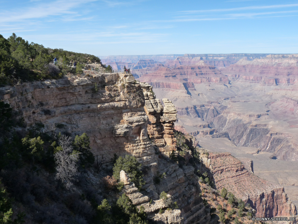 Grand Canyon National Park Schlucht Tal Schlucht Berg Landschaft Fels Berge Klippe Reisen nationalen Himmel Park landschaftlich natürliche depression Wüste Tourismus Stein Felge Geologie Wolken Urlaub Grand Fluss Aushöhlung Wahrzeichen Felsen im freien Sand Wandern Tourist Baum im freien Wunder geologische formation Szenerie Südwesten Orange Bereich Westen Mesa Abenteuer Süden geologische Welt Alp Bäume Wildnis Hügel Antike natürliche Bildung Wolke Mauer alt Straße Umgebung Kloster Geschichte Nationalpark Spitze Landschaften Szene natürliche Höhe Ziel Wasser Aussicht felsigen Architektur Sommer Hochland Gebäude Wald Haus Luftbild sonnig Wanderweg Panorama groß Aufstieg Land berühmte bunte Gras Tag canyon valley ravine mountain landscape rock mountains cliff travel national sky park scenic natural depression desert tourism stone rim geology clouds vacation grand river erosion landmark rocks outdoors sand hiking tourist tree outdoor wonder geological formation scenery southwest orange range west mesa adventure south geological world alp trees wilderness hill ancient natural formation cloud wall old road environment monastery history national park peak scenics scene natural elevation destination water vista rocky architecture summer highland building forest house aerial sunny trail panoramic great ascent land famous colorful grass day