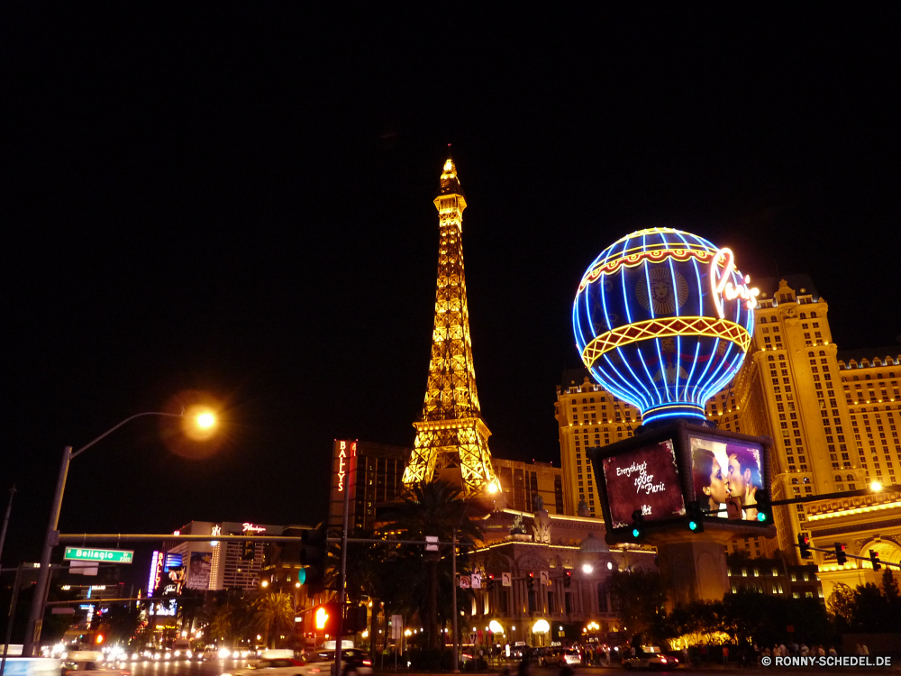 Las Vegas bei Nacht Nacht Stadt Architektur Park Gebäude Darm-Trakt Riesenrad Stadtansicht Turm Urban Fahrt Wahrzeichen Reisen Skyline rotating mechanism Himmel mechanisches Gerät Hauptstadt Fluss Wolkenkratzer berühmte Lichter Innenstadt 'Nabend Tourismus Licht Stadt Straße Kirche Zentrum Kathedrale Brücke Büro Mechanismus Gebäude Szene Landschaft moderne groß Denkmal Geschäft Dämmerung Platz Dämmerung beleuchtete alt Reflexion Kuppel Kultur Landkreis Geschäftsviertel Geschichte finanzielle dunkel Wasser Neu Bau Orthodoxe Metropolitan Wolkenkratzer Religion St architektonische bunte landschaftlich Museum Struktur hoch Verkehr Farbe Backstein Tempel Platz Gerät Symbol Beleuchtung Antike Reiseziele Panorama England Tourist Haus Straße Sonnenuntergang Zweibettzimmer Reich Basil am Wasser St. Winter Zustand Urlaub hell Uhr Palast night city architecture park building tract ferris wheel cityscape tower urban ride landmark travel skyline rotating mechanism sky mechanical device capital river skyscraper famous lights downtown evening tourism light town street church center cathedral bridge office mechanism buildings scene landscape modern tall monument business twilight square dusk illuminated old reflection dome culture district business district history financial dark water new construction orthodox metropolitan skyscrapers religion st architectural colorful scenic museum structure high traffic color brick temple place device symbol illumination ancient destinations panorama england tourist house road sunset twin empire basil waterfront saint winter state vacation bright clock palace