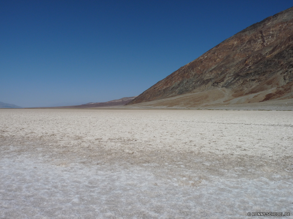 Death Valley Nationalpark Düne Sand Landschaft Sandbank Himmel Reisen Strand Bar Wüste Hochland Wasser Meer Grat geologische formation Berg Ozean Barrier Sommer Becken Berge Küste Insel natürliche Höhe natürliche depression Hügel trocken Fels Szenerie landschaftlich Urlaub Land Tal Tourismus Sonne Wolken Fluss Ufer Welle Wolke Stein Urlaub Umgebung See im freien sonnig Arid Hügel Bucht Küste Wildnis heiß Horizont natürliche im freien Gras niemand Schnee Park Abenteuer Boden nationalen Wald Reise Tropischer Wärme Baum Landschaft Bereich Dünen Entwicklung des ländlichen sandigen klar Entspannen Sie sich Straße Klippe Herbst Erde Küstenlinie Szene Extreme seelandschaft Panorama Klima idyllische Felsen Ziel Tourist ruhige Vulkan Sonnenlicht dune sand landscape sandbar sky travel beach bar desert highland water sea ridge geological formation mountain ocean barrier summer basin mountains coast island natural elevation natural depression hill dry rock scenery scenic vacation land valley tourism sun clouds river shore wave cloud stone holiday environment lake outdoor sunny arid hills bay coastline wilderness hot horizon natural outdoors grass nobody snow park adventure soil national forest journey tropical heat tree countryside range dunes rural sandy clear relax road cliff autumn earth shoreline scene extreme seascape panorama climate idyllic rocks destination tourist tranquil volcano sunlight