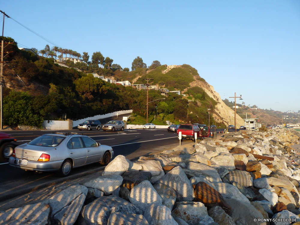 Los Angeles Berg Auto Reisen Landschaft Himmel Berge Kfz Fels Straße Schnee Tourismus Sommer Architektur Stadt Stadt Gebäude Meer Dorf im freien Wasser Ozean Tourist Straße Küste Boot landschaftlich Hügel Alpen Dach Transport Spitze Auto Urlaub Gebäude im freien Bäume Turkei Häuser alt Küste Tag Wolken Haus Insel Baum Mauer Szenerie Bucht Urban hoch Stadtansicht Reise natürliche Struktur Verkehr Zentrum Park Wahrzeichen Ufer Luftbild Wald Stein kalt Wetter Steine Winter Reise Platz Fluss Horizont Land Tal Entwicklung des ländlichen Schiff Urlaub Autos Farbe felsigen außerhalb Auto Felsen Ziel Limousine Fahrzeug Bereich See Minivan Geschichte Resort LKW Strand Reifen mountain car travel landscape sky mountains motor vehicle rock road snow tourism summer architecture city town building sea village outdoors water ocean tourist street coast boat scenic hill alps roof transportation peak automobile vacation buildings outdoor trees turkey houses old coastline day clouds house island tree wall scenery bay urban high cityscape trip natural structure transport center park landmark shore aerial forest stone cold weather stones winter journey place river horizon country valley rural ship holiday cars color rocky outside auto rocks destination limousine vehicle range lake minivan history resort truck beach tire