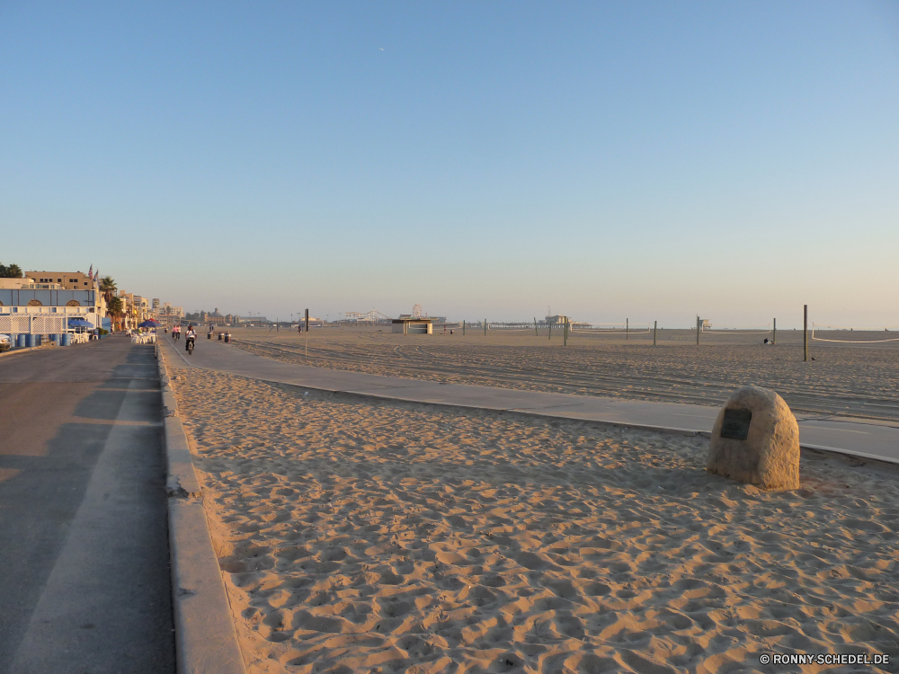 Los Angeles Festung Landschaft Himmel Meer Strand Küste Wasser Ozean Reisen Mauer Sand Wolken Horizont Tourismus Urlaub Wolke Sommer Wellen Ufer Küstenlinie Anlegestelle Straße landschaftlich Sonnenuntergang Wellenbrecher Barrier Stadt Küste Architektur Fels Ringwall Szenerie Insel im freien Bucht Felsen Fluss Entwicklung des ländlichen Dach Szene Bäume Obstruktion Struktur Reise Gras Boot Tag Entspannen Sie sich Feld Urlaub Baum Berg Sonne Stein seelandschaft Stadt Land See Ziegeldach am Meer sonnig Tropischer Sonnenaufgang alt friedliche Wahrzeichen Turm Land Urban Bereich sandigen im freien Pfad bewölkt Sonnenschein Ziel Park Tourist Backstein natürliche Wetter Landschaft Unterstützung Farbe Gebäude Brücke Saison fortress landscape sky sea beach coast water ocean travel wall sand clouds horizon tourism vacation cloud summer waves shore shoreline pier road scenic sunset breakwater barrier city coastline architecture rock rampart scenery island outdoors bay rocks river rural roof scene trees obstruction structure journey grass boat day relax field holiday tree mountain sun stone seascape town land lake tile roof seaside sunny tropical sunrise old peaceful landmark tower country urban area sandy outdoor path cloudy sunshine destination park tourist brick natural weather countryside support color building bridge season