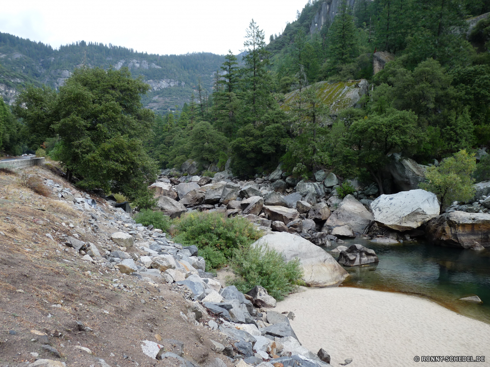 Yosemite Nationalpark Wildnis Berg Landschaft Fels Fluss Berge Felsen Wald Aufstieg Steigung Wasser Reisen Stein Baum landschaftlich Himmel felsigen Sommer Park natürliche Tal Stream im freien Hügel Schnee Wolken im freien Umgebung Tourismus Bereich Gras Szenerie Bäume hoch Spitze nationalen Tag Klippe Land Wasserfall Panorama Strömung Creek Schlucht Frühling Alp Landschaften Hölzer Entwicklung des ländlichen Wild Wolke Saison Alpen Alpine Schlucht Wandern Steine Hochland Szene friedliche Küste Gletscher Insel geologische formation Spitzen steilen Geologie sonnig Mauer Kiefer fließende See Urlaub ruhige Flora Sonne Herbst Grat Kaskade Wanderung Hügel kalt Küste frische Luft Eis Ozean Ruhe Landschaft Straße Erholung Sonnenlicht Meer Land wilderness mountain landscape rock river mountains rocks forest ascent slope water travel stone tree scenic sky rocky summer park natural valley stream outdoors hill snow clouds outdoor environment tourism range grass scenery trees high peak national day cliff land waterfall panorama flow creek canyon spring alp scenics woods rural wild cloud season alps alpine ravine hiking stones highland scene peaceful coast glacier island geological formation peaks steep geology sunny wall pine flowing lake vacation tranquil flora sun autumn ridge cascade hike hills cold coastline freshness ice ocean calm countryside road recreation sunlight sea country