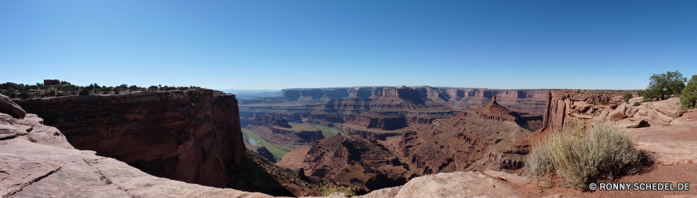 Canyonlands Island in the Sky Schlucht Schlucht Tal natürliche depression Landschaft Fels Berg Berge nationalen Wüste Park Reisen Grand Felge landschaftlich Geologie Himmel Aushöhlung Felsen Klippe Tourismus Fluss Stein Wolken Urlaub Sand Südwesten Wandern Wahrzeichen Mesa im freien Abenteuer Wunder Westen im freien Orange geologische Baum Tourist Süden Welt Szenerie Bildung Wildnis Aussicht Sandstein Gelände natürliche Land Horizont Nationalpark Landschaften hoch Wolke Hügel Wasser Bereich Sonnenuntergang Grand canyon felsigen Spitze Szene Steine Ziel trocken friedliche Umgebung Bäume bunte Wald Licht Sonne canyon ravine valley natural depression landscape rock mountain mountains national desert park travel grand rim scenic geology sky erosion rocks cliff tourism river stone clouds vacation sand southwest hiking landmark mesa outdoor adventure wonder west outdoors orange geological tree tourist south world scenery formation wilderness vista sandstone terrain natural land horizon national park scenics high cloud hill water range sunset grand canyon rocky peak scene stones destination dry peaceful environment trees colorful forest light sun