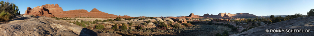 Canyonlands The Needles Schlucht Wüste Landschaft Tal Berg Fels Klippe Reisen Himmel Park nationalen Schlucht Berge Sand Stein landschaftlich Tourismus Aushöhlung Felsen Urlaub Geologie Fluss im freien Wolken Baum geologische formation Orange trocken Hochland Hügel Südwesten natürliche depression im freien Sandstein Tourist Westen Grand Wandern Wahrzeichen Felge Bereich Land Sommer Abenteuer Bildung Wolke Sonne Wildnis Arid Sonnenuntergang Süden Steppe Wasser Mesa natürliche Szenerie Umgebung gelb geologische Wunder heiß Feld Horizont Gelände Aussicht bunte Bereich Panorama Pflanze Gras Reiner Licht felsigen Welt Szene Farbe Klippen Entwicklung des ländlichen sonnig Sonnenaufgang Denkmal Landschaft Ziel Meer Tag Panorama zeigen Land Wald canyon desert landscape valley mountain rock cliff travel sky park national ravine mountains sand stone scenic tourism erosion rocks vacation geology river outdoors clouds tree geological formation orange dry highland hill southwest natural depression outdoor sandstone tourist west grand hiking landmark rim range land summer adventure formation cloud sun wilderness arid sunset south steppe water mesa natural scenery environment yellow geological wonder hot field horizon terrain vista colorful area panorama plant grass plain light rocky world scene color cliffs rural sunny sunrise monument countryside destination sea day panoramic point country forest