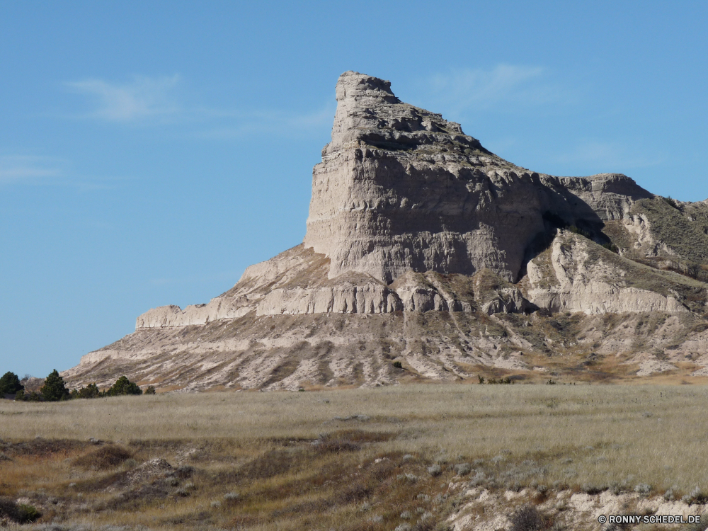 Scottsbluff National Monument Grab Lineal Stein Wüste Pyramide Fels Reisen Antike Landschaft Berg Tourismus Himmel Sand Geschichte Klippe Denkmal Urlaub nationalen Park landschaftlich Wahrzeichen Architektur Tourist Tempel Schlucht Felsen Hügel alt Berge Geologie Sandstein Archäologie im freien Wildnis Wolken berühmte Zivilisation Schrein Sommer Gebäude Pharao im freien Kultur natürliche Grab Bildung Ziel Skulptur Steine Sonne Szenerie Urlaub Wunder Ruine Spitze groß trocken Backstein Kunst Struktur Erbe Statue Antik Szene Welt Arid heilig Ruine Hügel Vergangenheit Ort der Anbetung Orange Stadt Knoll Religion Ehrfurcht Bögen Meer Aushöhlung Touristische Schritte Farbe felsigen Baum Panorama Landschaften Bereich Abenteuer historische religiöse Osten Platz Bereich Tal grave ruler stone desert pyramid rock travel ancient landscape mountain tourism sky sand history cliff monument vacation national park scenic landmark architecture tourist temple canyon rocks hill old mountains geology sandstone archeology outdoors wilderness clouds famous civilization shrine summer building pharaoh outdoor culture natural tomb formation destination sculpture stones sun scenery holiday wonder ruins peak great dry brick art structure heritage statue antique scene world arid sacred ruin hills past place of worship orange city knoll religion awe arches sea erosion touristic steps color rocky tree panoramic scenics area adventure historical religious east place range valley