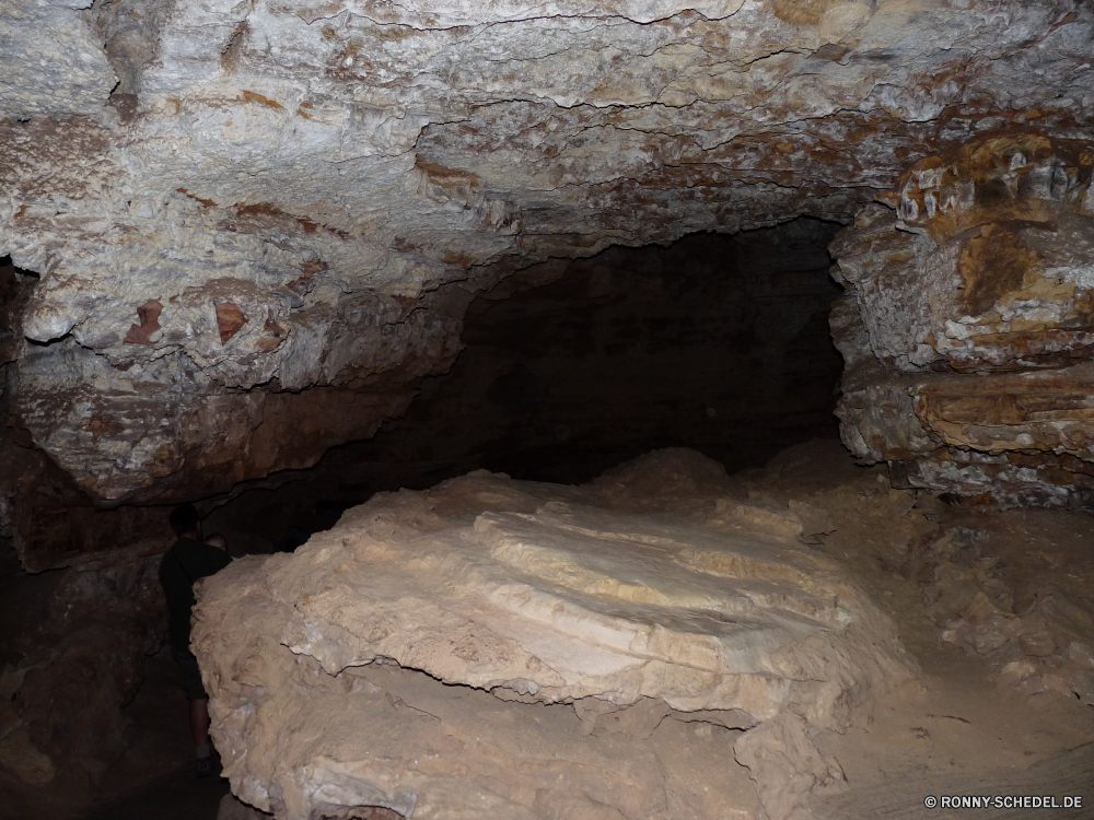 Wind Cave Höhle geologische formation Fels Stein Schlucht Cliff-Wohnung Landschaft Park Felsen Wüste Wohnung Reisen Grab Mauer nationalen Tourismus Wasser Antike Struktur Berg im freien Fluss landschaftlich Geologie alt natürliche Gehäuse Sandstein Steine im freien Architektur Berge Baum Gebäude Klippe Sand Tag Tal Ruine Geschichte Megalith Sommer Orange Wasserfall Stream Himmel Tourist Wahrzeichen Bildung Extreme Farbe Wildnis Textur Loch Urlaub Muster Frühling geologische Braun Klettern felsigen Wald Wandern gelb außerhalb Umgebung Gedenkstätte nass Licht Oberfläche Formationen Moos Creek Reiseziele Hügel Stadt trocken Erde ruhige Szenerie Material texturierte cave geological formation rock stone canyon cliff dwelling landscape park rocks desert dwelling travel grave wall national tourism water ancient structure mountain outdoors river scenic geology old natural housing sandstone stones outdoor architecture mountains tree building cliff sand day valley ruins history megalith summer orange waterfall stream sky tourist landmark formation extreme color wilderness texture hole vacation pattern spring geological brown climb rocky forest hiking yellow outside environment memorial wet light surface formations moss creek destinations hill city dry earth tranquil scenery material textured