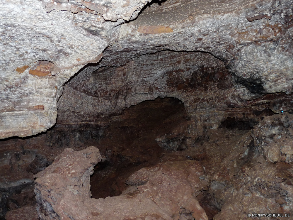 Wind Cave Cliff-Wohnung Mauer Stein Wohnung Höhle Fels Textur Struktur Oberfläche Loch Rau alt Gehäuse Muster geologische formation texturierte Material schmutzig Geologie Backstein natürliche Braun Verwittert Bau Antike geknackt Architektur Steine Detail Schließen Hintergründe Grunge Gebäude Beton Farbe Zement Boden Baum solide Granit grau Mineral Tourismus Reisen im Alter von Tapete Hintergrund Wasser im freien Felsen Erde Holz Stadt Sand Tunnel Landschaft Rost Urban Schmutz beschädigt Antik closeup aussenansicht horizontale Schlucht Zelle Mauerwerk Texturen Gestaltung Orange Wüste Park Wirkung malen gelb aufgegeben Sandstein Bildung Berg Jahrgang Stuck nationalen Megalith Boden cliff dwelling wall stone dwelling cave rock texture structure surface hole rough old housing pattern geological formation textured material dirty geology brick natural brown weathered construction ancient cracked architecture stones detail close backgrounds grunge building concrete color cement ground tree solid granite gray mineral tourism travel aged wallpaper backdrop water outdoors rocks earth wood city sand tunnel landscape rust urban dirt damaged antique closeup exterior horizontal canyon cell masonry textures design orange desert park effect paint yellow abandoned sandstone formation mountain vintage stucco national megalith soil