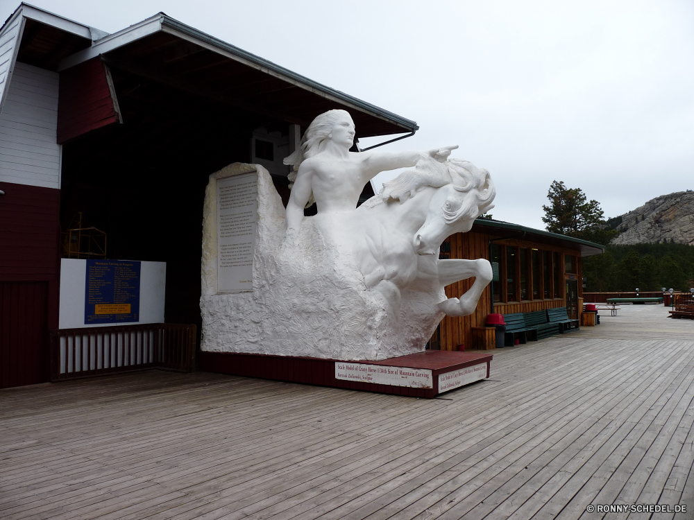 Crazy Horse Monument Architektur Braut Hochzeit Reisen alt Kleid Liebe verheiratet Wahrzeichen Geschichte Menschen Himmel im freien Religion Gebäude Statue Tourismus paar Antike Haus Tempel Bräutigam Skulptur Feier Container Kultur Struktur glücklich Lineal Erwachsener Sommer Urlaub im freien berühmte Porträt Stuhl Sitz Schaukelstuhl Park Lächeln Ehe Denkmal Tag Person traditionelle Schleier Frau Palast Tourist Meer Baum Gesicht Stadt Möbel Urlaub Mi Stein Mann Blumen Glück außerhalb religiöse Mode historischen gown Fels Tasche Plastiktüte Camp Ashcan zwei Blumenstrauß historische Spalte Stadt Kirche lächelnd Startseite Romantik romantische Männchen architecture bride wedding travel old dress love married landmark history people sky outdoor religion building statue tourism couple ancient house temple groom sculpture celebration container culture structure happy ruler adult summer holiday outdoors famous portrait chair seat rocking chair park smile marriage monument day person traditional veil wife palace tourist sea tree face city furniture vacation wed stone man flowers happiness outside religious fashion historic gown rock bag plastic bag ashcan two bouquet historical column town church smiling home romance romantic male