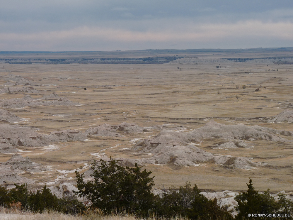 Badlands National Park Strand Sand Meer Ozean Wasser Küste Küstenlinie Landschaft Welle Himmel Ufer Reisen am Meer Urlaub Insel Küste Sommer Wellen Sonne Tropischer landschaftlich Urlaub Sandbank Bucht seelandschaft Horizont Entspannen Sie sich Wolke Surf Paradies ruhige im freien Tourismus im freien Szenerie Sonnenuntergang Barrier Wolken Bar natürliche sonnig Düne romantische niemand Fels Küste Stein Baum klar Szene Grat idyllische Resort See natürliche Höhe Entspannung Meeresküste Erholung Pazifik Sonnenlicht bewölkt geologische formation friedliche Land Wetter Gezeiten Steppe Reflexion Boden Felsen Klippe sandigen Türkis Landschaften Ziel Reiner Freizeit Park Sturm Tag Wendekreis Schaum Körper des Wassers außerhalb ruhig Klima Erde entspannende Fluss Saison Kap beach sand sea ocean water coast shoreline landscape wave sky shore travel seaside vacation island coastline summer waves sun tropical scenic holiday sandbar bay seascape horizon relax cloud surf paradise tranquil outdoor tourism outdoors scenery sunset barrier clouds bar natural sunny dune romantic nobody rock coastal stone tree clear scene ridge idyllic resort lake natural elevation relaxation seashore recreation pacific sunlight cloudy geological formation peaceful land weather tide steppe reflection soil rocks cliff sandy turquoise scenics destination plain leisure park storm day tropic foam body of water outside quiet climate earth relaxing river season cape