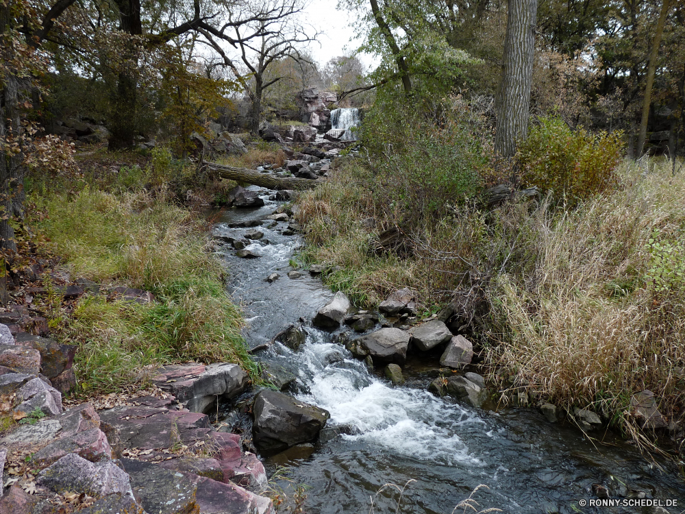 Pipestone National Monument Wald Wildnis Baum Fluss Landschaft Land Wasser Bäume Stream Fels Umgebung Berg Park Stein natürliche landschaftlich im freien Hölzer fallen Berge Belaubung Entwicklung des ländlichen Reisen Sommer Frühling Herbst Steinmauer Szenerie im freien woody plant Saison Pflanze Creek Gras Wild Wasserfall Wandern Aufstieg Pfad Zaun Holz Land Moos Blatt ruhige fließende Landschaft üppige Felsen See Tourismus Szene friedliche Straße Kiefer Blätter Barrier Steigung nationalen vascular plant nass Wanderweg gelassene Branch Bewegung frisch Sonnenlicht Farben felsigen sonnig Strömung Reinigen Ruhe Sonne Sumpf klar Landschaften idyllische Himmel Frieden Obstruktion Schlucht bunte Kaskade Gelände durch Kofferraum alt England Abenteuer Steine platsch frische Luft Ökologie glatte Tag saisonale forest wilderness tree river landscape land water trees stream rock environment mountain park stone natural scenic outdoor woods fall mountains foliage rural travel summer spring autumn stone wall scenery outdoors woody plant season plant creek grass wild waterfall hiking ascent path fence wood country moss leaf tranquil flowing countryside lush rocks lake tourism scene peaceful road pine leaves barrier slope national vascular plant wet trail serene branch motion fresh sunlight colors rocky sunny flow clean calm sun swamp clear scenics idyllic sky peace obstruction canyon colorful cascade terrain through trunk old england adventure stones splash freshness ecology smooth day seasonal