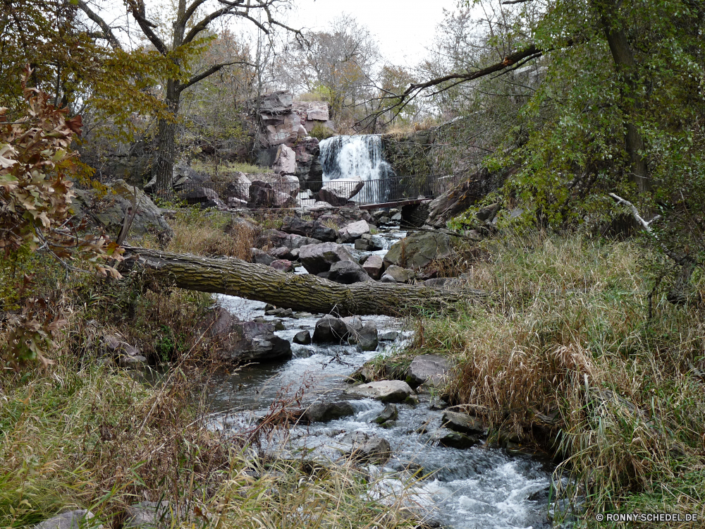 Pipestone National Monument Wald Fluss Baum Landschaft Land Wasser Wildnis Berg Stream Bäume Fels Park Stein Berge Steinmauer Umgebung natürliche Zaun Hölzer fallen im freien Herbst im freien Reisen Wasserfall landschaftlich Szenerie Entwicklung des ländlichen Barrier Sommer fließende Gras Belaubung Creek Saison Szene nationalen Felsen Frühling See ruhige Pflanze woody plant felsigen Wild Kiefer Himmel Moos Reinigen Strömung Holz Blatt Obstruktion Bewegung Tourismus Landschaften Aufstieg friedliche Landschaft Branch Sumpf nass Gelände üppige Blätter Schlucht vascular plant frisch Frieden Schnee Tal Farben Land Mauer Wandern Tag kalt sonnig Steine frische Luft Steigung Sonnenlicht Bach bunte klar Kaskade Bereich Feuchtgebiet platsch Hügel Schlucht Ruhe Reflexion Klippe glatte Drop forest river tree landscape land water wilderness mountain stream trees rock park stone mountains stone wall environment natural fence woods fall outdoors autumn outdoor travel waterfall scenic scenery rural barrier summer flowing grass foliage creek season scene national rocks spring lake tranquil plant woody plant rocky wild pine sky moss clean flow wood leaf obstruction motion tourism scenics ascent peaceful countryside branch swamp wet terrain lush leaves canyon vascular plant fresh peace snow valley colors country wall hiking day cold sunny stones freshness slope sunlight brook colorful clear cascade area wetland splash hill ravine calm reflection cliff smooth drop