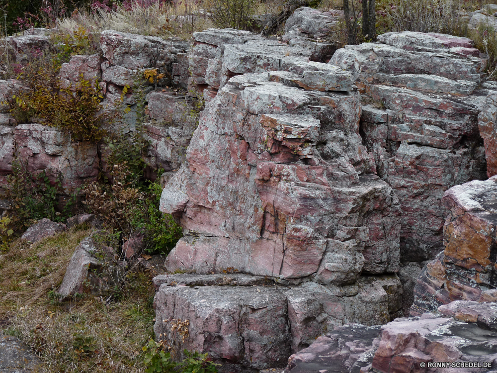 Pipestone National Monument Steinmauer Zaun Megalith Stein Struktur Barrier Gedenkstätte Fels Obstruktion Landschaft Mauer alt Antike Ruine Ruine Berg Architektur Steine Felsen Baum Reisen Wasser im freien Park Geschichte Tourismus Fluss Grab Gebäude Stadt natürliche Wald im freien Tempel Himmel Stream Entwicklung des ländlichen landschaftlich Berge Wahrzeichen Denkmal Backstein nationalen Wildnis Urlaub Antik berühmte Grabstein Archäologie Wild historische Gras Tag Meer historischen Szenerie Bäume Turkei Sommer Website Umgebung Küste Moos Vergangenheit felsigen Wandern Kultur friedliche Tourist ruhige Religion Frühling Roman Wasserfall Wanderweg Bau Strand Küste Süden traditionelle Ufer Kirche Oberfläche Schlucht Herbst Blätter stone wall fence megalith stone structure barrier memorial rock obstruction landscape wall old ancient ruins ruin mountain architecture stones rocks tree travel water outdoors park history tourism river grave building city natural forest outdoor temple sky stream rural scenic mountains landmark monument brick national wilderness vacation antique famous gravestone archeology wild historical grass day sea historic scenery trees turkey summer site environment coast moss past rocky hiking culture peaceful tourist tranquil religion spring roman waterfall trail construction beach coastline south traditional shore church surface canyon autumn leaves