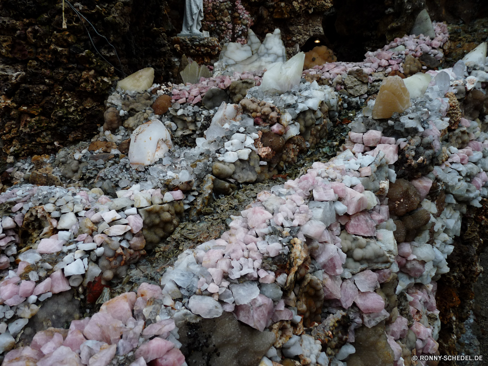 Grotto of Redemption Barnacle Krustentier Gliederfüßer Wirbellose Tier Schneckenart Mollusk Meer Wasser Ozean Unterwasser Stein Koralle Fisch Fels natürliche Textur Marine Oberfläche Tropischer aquatische Strand bunte Tauchen Farbe Wald Muster Salzwasser exotische im freien Reisen Riff Baum Braun Pflanze Sommer Rau Tauchen Tauchgang Landschaft Saison Schließen Urlaub im freien Urlaub landschaftlich kalt Schnee Muschelschalen saisonale Wild closeup Leben Winter Blume Tourismus alt fallen Hintergründe Fluss Schale Herbst texturierte Park Branch Sonne Sonnenlicht Kolonie hell Sand Frühling klar Schalentiere Blatt Pflanzen gelb ruhige schwarz Blätter barnacle crustacean arthropod invertebrate animal gastropod mollusk sea water ocean underwater stone coral fish rock natural texture marine surface tropical aquatic beach colorful diving color forest pattern saltwater exotic outdoors travel reef tree brown plant summer rough scuba dive landscape season close holiday outdoor vacation scenic cold snow conch seasonal wild closeup life winter flower tourism old fall backgrounds river shell autumn textured park branch sun sunlight colony bright sand spring clear shellfish leaf plants yellow tranquil black leaves