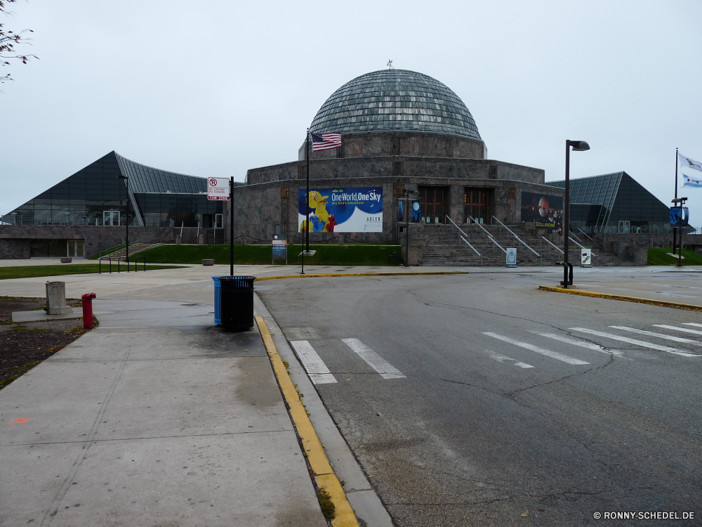 Chicago bei Sturm, Regen und Nebel Planetarium Gebäude Struktur Architektur Kuppel Reisen Stadt Moschee Religion Himmel Wahrzeichen berühmte Tourismus historischen Tempel Denkmal Landschaft Wasser Mauer heilig Turm religiöse Urban Antike Minarett beten Gebäude Kirche moderne alt Tourist Gebet Mitte Fels Osten Kultur Geschichte Fluss glauben Ziel Urlaub Bäume Nacht Gott England Wolken aussenansicht Gold Grand Szene Kathedrale Stadtansicht landschaftlich Glas Turkei westliche Wolke Gottesdienst Stein Detail Kunst planetarium building structure architecture dome travel city mosque religion sky landmark famous tourism historic temple monument landscape water wall holy tower religious urban ancient minaret pray buildings church modern old tourist prayer middle rock east culture history river faith destination vacation trees night god england clouds exterior gold grand scene cathedral cityscape scenic glass turkey western cloud worship stone detail art