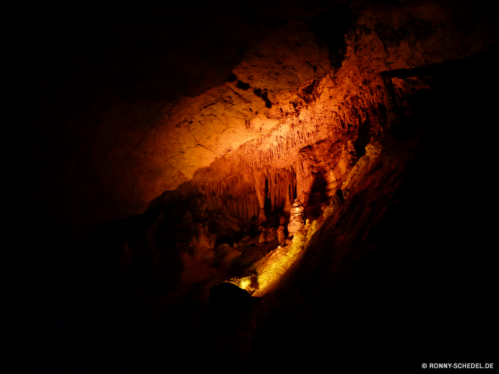 Meramec Caverns Höhle geologische formation Schlucht Landschaft Tal Berg Fels nationalen Himmel Grand Schlucht Park Klippe Reisen Berge Felge Tourismus Sonnenuntergang Geologie landschaftlich Wüste Stein Wolken Aushöhlung Fluss im freien Westen im freien Wandern Felsen geologische Südwesten Sonne Tourist Baum Sand Orange Urlaub Wahrzeichen natürliche depression Süden Abenteuer Sonnenaufgang Wunder Welt natürliche Licht Szenerie Mesa Wasser Wolke Horizont Sterne dunkel Dämmerung Himmelskörper Wild Bildung felsigen Bereich Wald Kontur Schnee Farbe Bäume Spitze Wildnis Loch 'Nabend See Umgebung Grand canyon Morgenröte Landschaften Tunnel Reflexion trocken Land Ruhe mir cave geological formation canyon landscape valley mountain rock national sky grand ravine park cliff travel mountains rim tourism sunset geology scenic desert stone clouds erosion river outdoors west outdoor hiking rocks geological southwest sun tourist tree sand orange vacation landmark natural depression south adventure sunrise wonder world natural light scenery mesa water cloud horizon star dark dusk celestial body wild formation rocky range forest silhouette snow color trees peak wilderness hole evening lake environment grand canyon dawn scenics tunnel reflection dry land calm mine