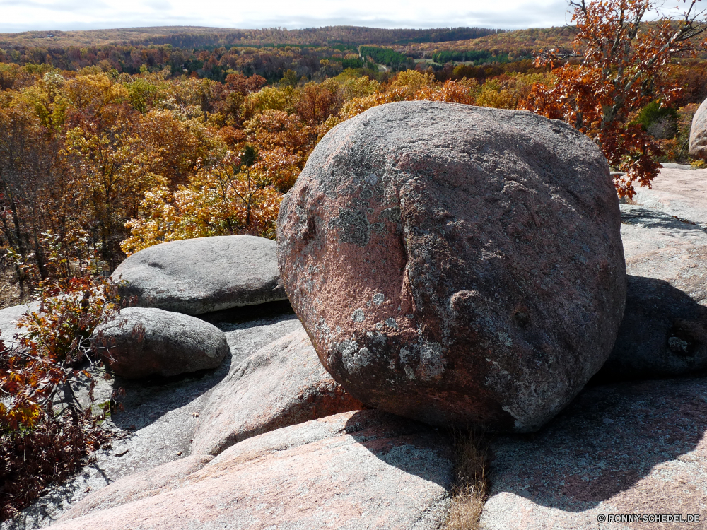 Elephant Rocks State Park Heu Megalith Feld Landwirtschaft Gedenkstätte Bauernhof Entwicklung des ländlichen Weizen Essen Ballen Ernte Stroh Ballen Landschaft Himmel Landschaft Struktur Ernte natürliche Land Korn Sommer Runde Feed Landbau Gras Knoll Land Golden Brot Gold Stapel frisch Roggen Pflanze Roll Fels Kreis Hirnkoralle Baum Wiese Bäckerei im freien Wolke Braun Ackerland Futter cereal Schneiden Laib Herbst Ernährung Steinkorallen gesund Obst im freien ganz Tropischer wachsen Stein Gerste Ernte Felsen bewölkt gebacken trocken Gemüse Mahlzeit Mehl Wolken Bio Koralle Nut Sonne Reisen hay megalith field agriculture memorial farm rural wheat food bales harvest straw bale landscape sky countryside structure crop natural country grain summer round feed farming grass knoll land golden bread gold stack fresh rye plant roll rock circle brain coral tree meadow bakery outdoor cloud brown farmland fodder cereal cut loaf autumn diet stony coral healthy fruit outdoors whole tropical grow stone barley harvesting rocks cloudy baked dry vegetable meal flour clouds organic coral nut sun travel